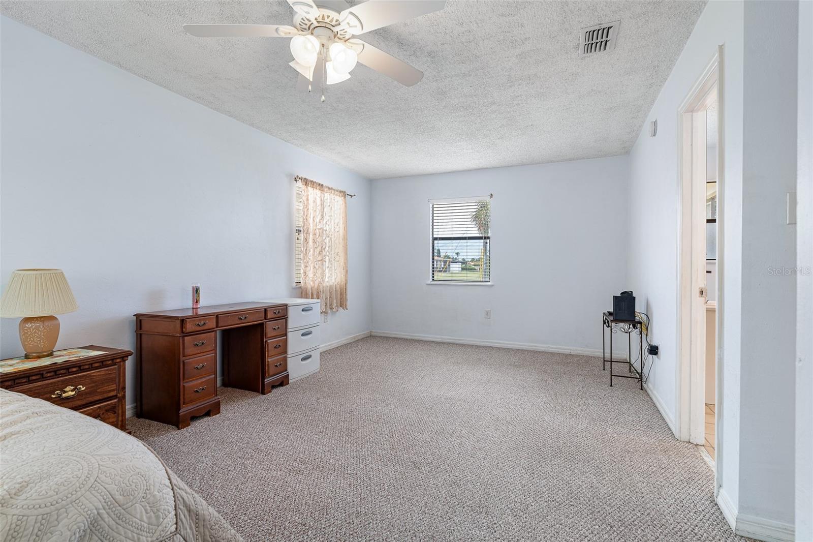 Image 18 of 42 For 133 Cardinal Drive