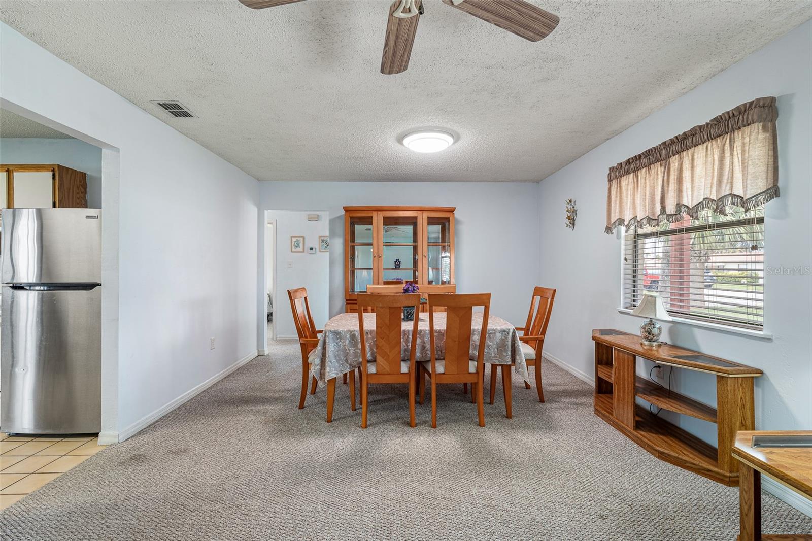 Image 6 of 42 For 133 Cardinal Drive