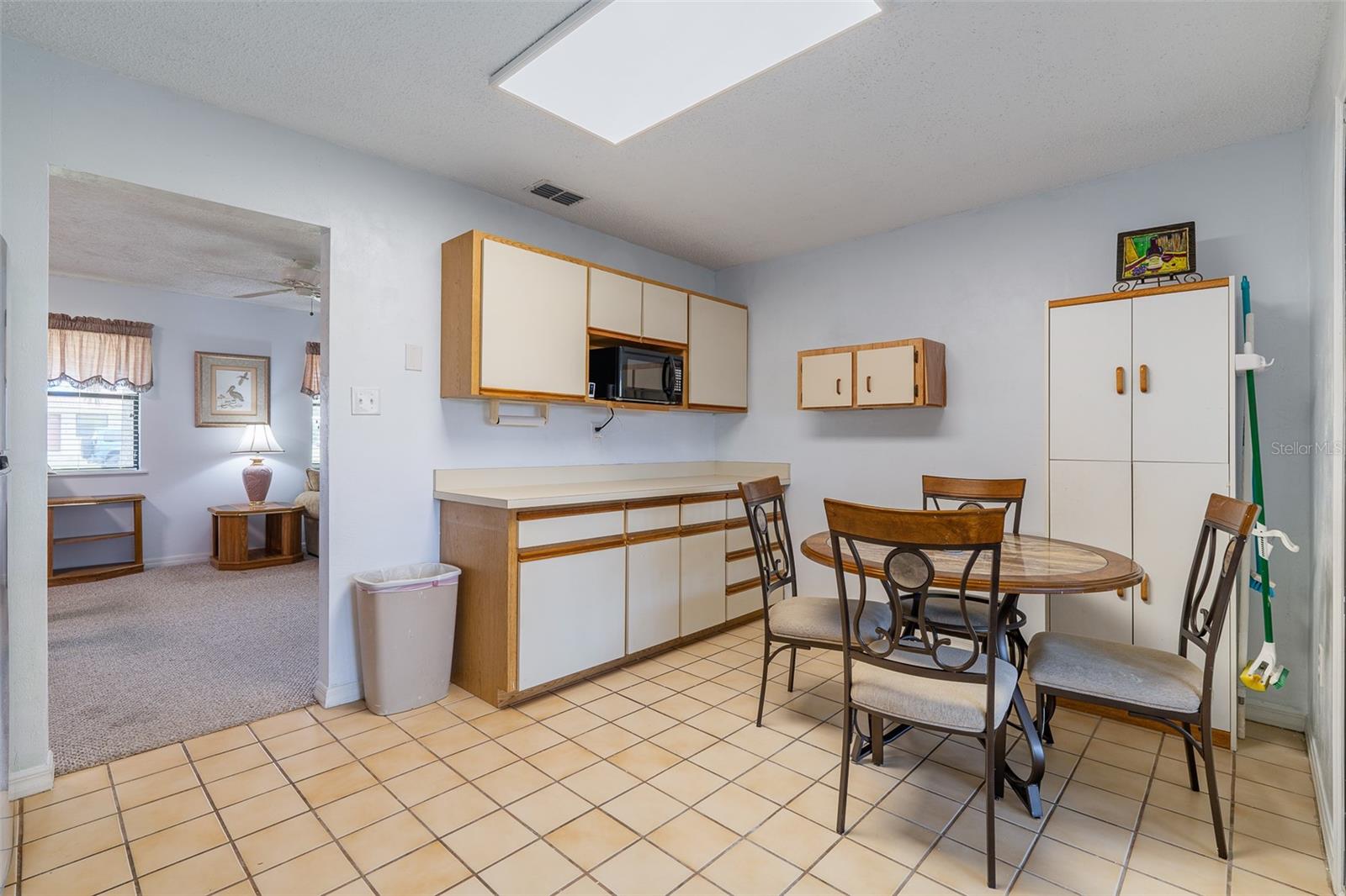 Image 9 of 42 For 133 Cardinal Drive