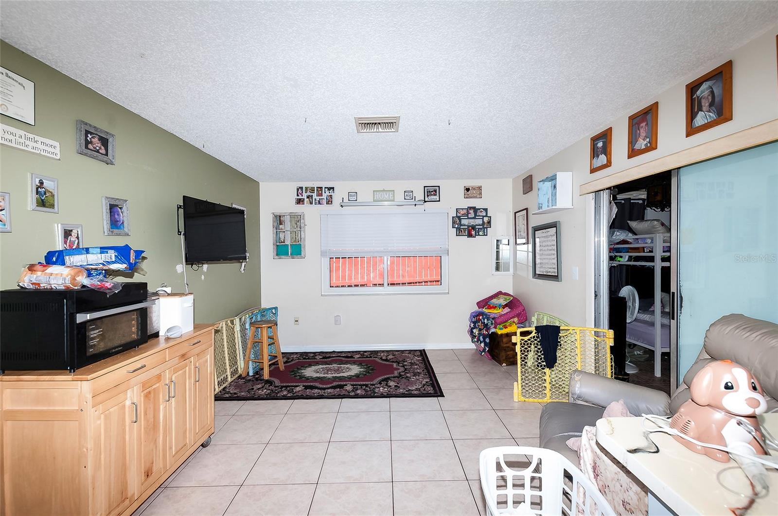 Image 5 of 37 For 4831 Cypress Tree Drive