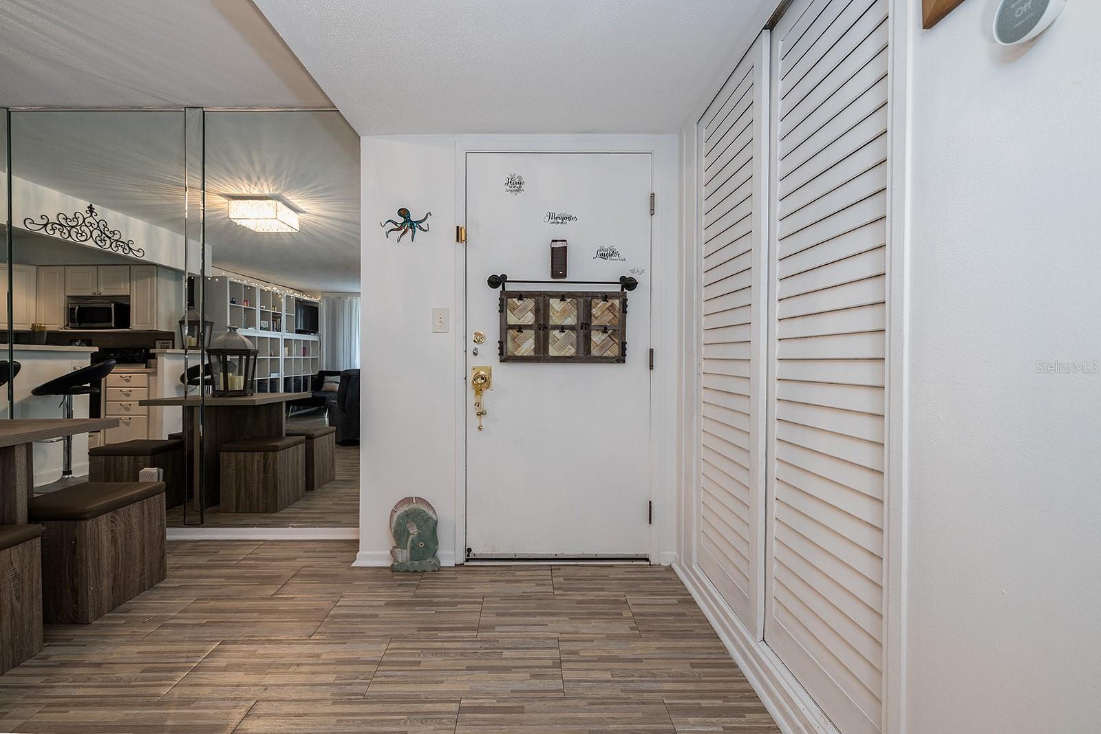 Image 18 of 21 For 2800 Atlantic Avenue 1105