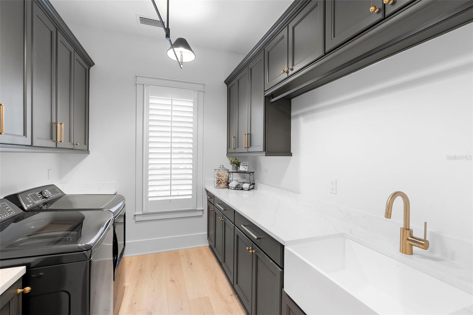 Image 47 of 93 For 5335 Bentpine Cove Road