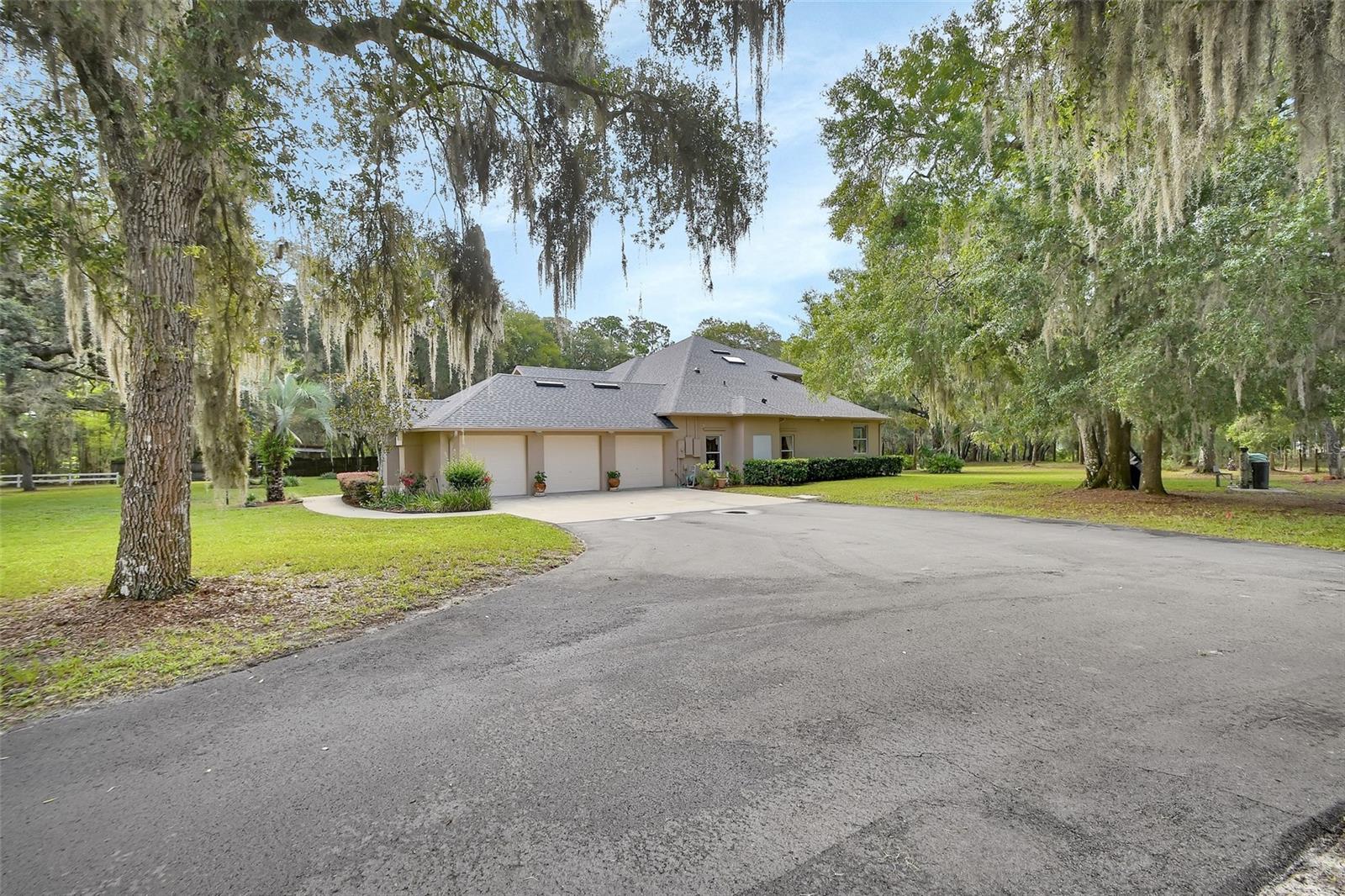 Image 57 of 77 For 6131 Patillo Drive