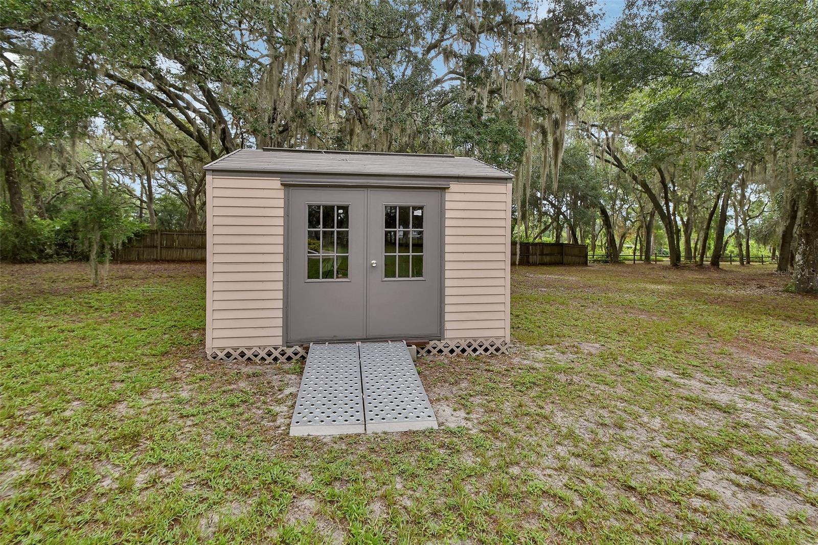 Image 58 of 77 For 6131 Patillo Drive