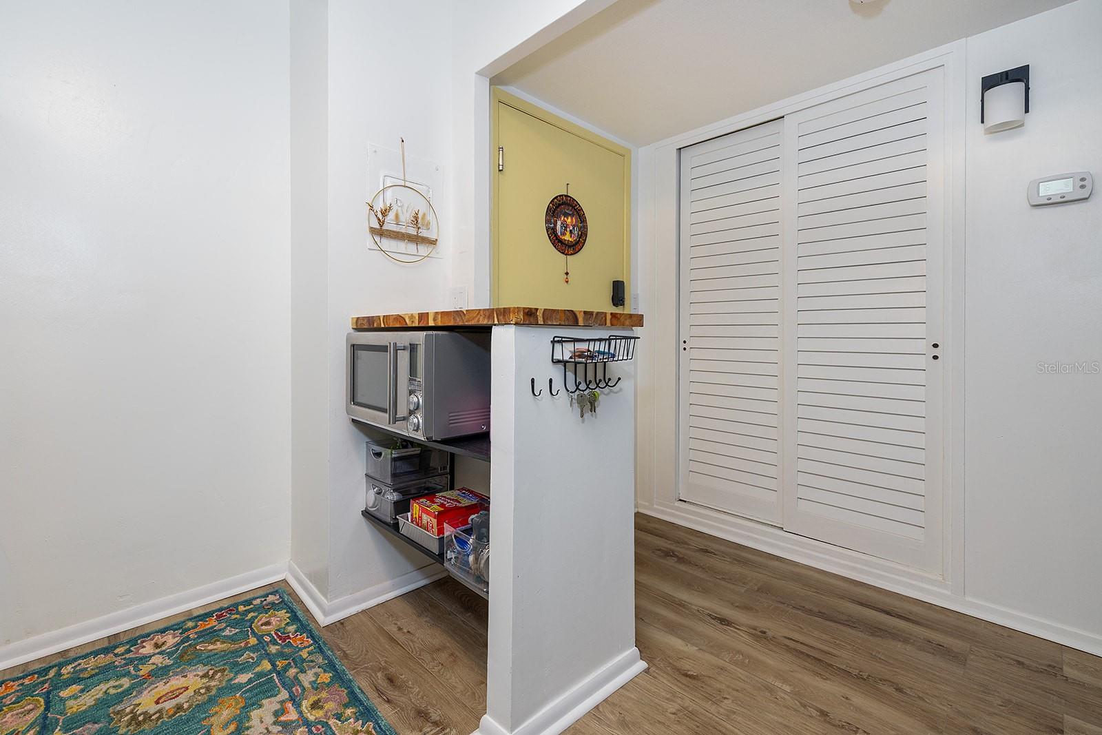 Image 7 of 27 For 2800 Atlantic Avenue 1409