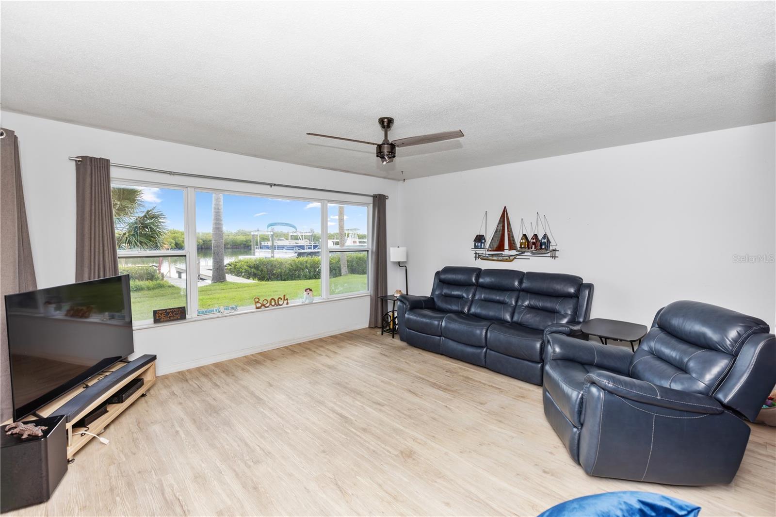 Image 5 of 27 For 1232 Harbour Point Drive