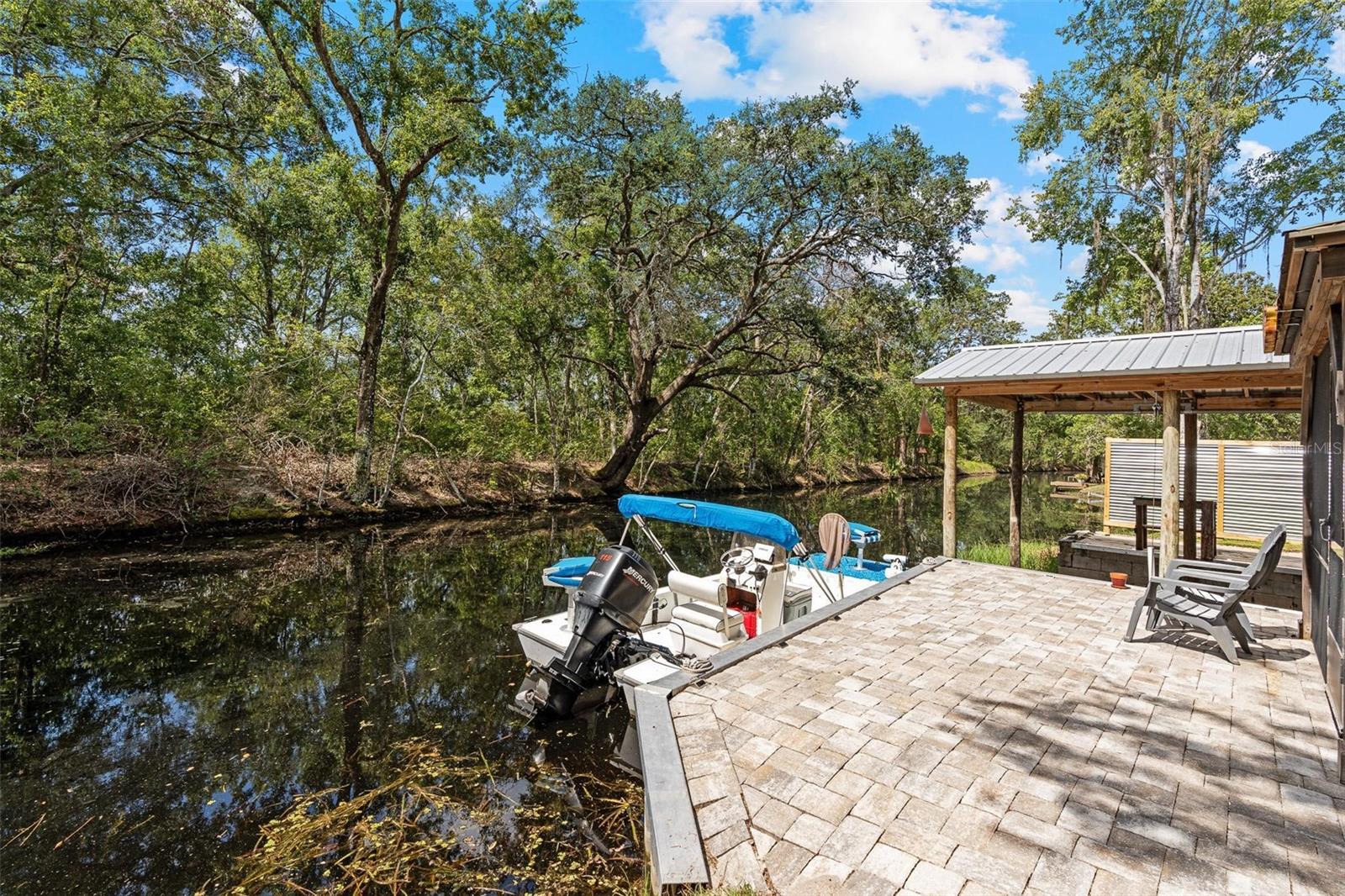 Listing photo id 29 for 19094 162nd Street