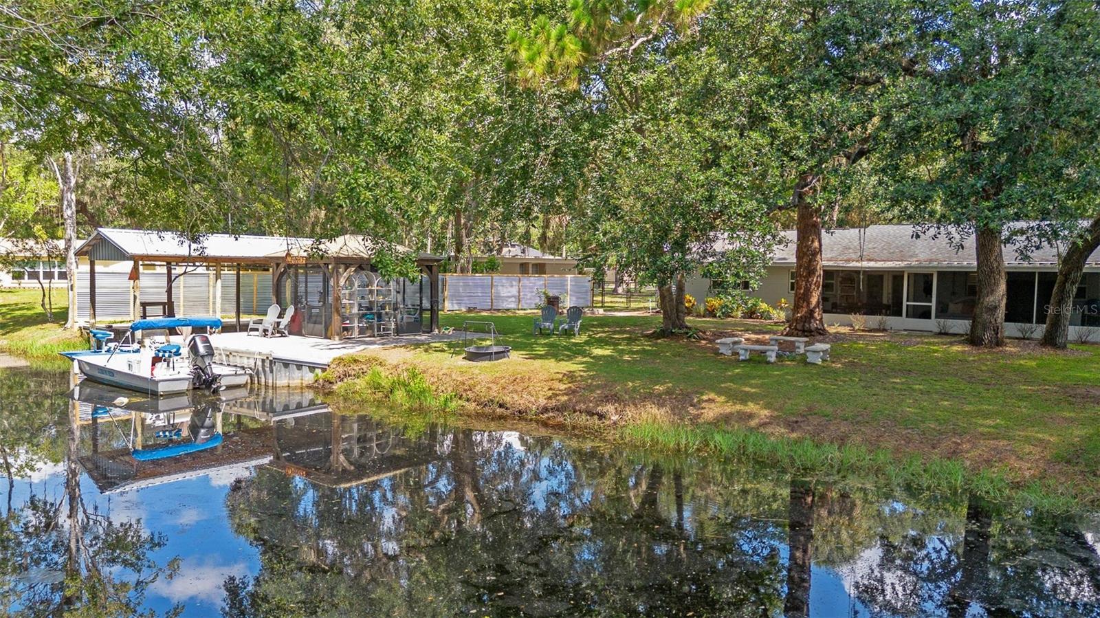 Listing photo id 34 for 19094 162nd Street