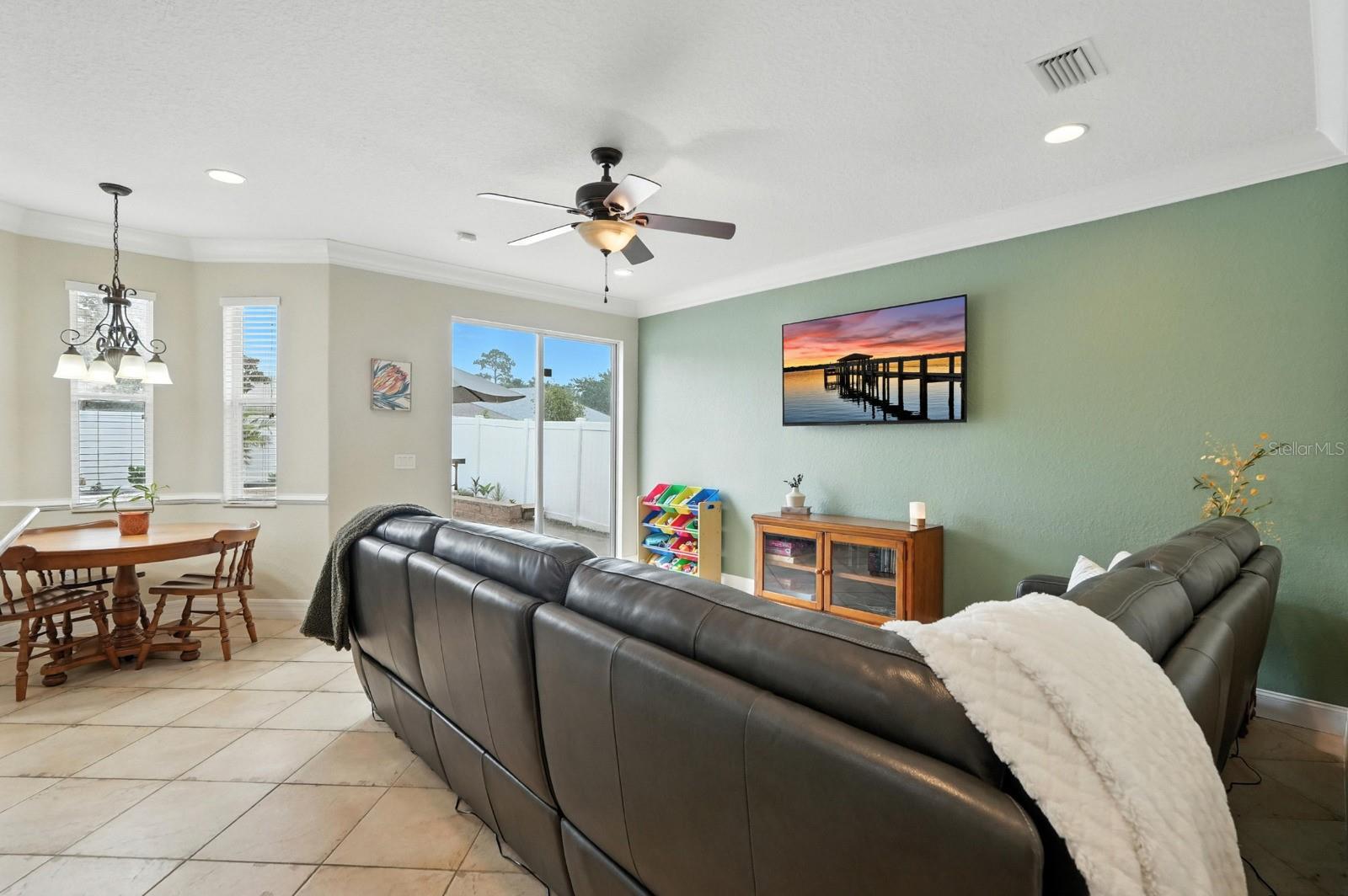 Image 13 of 42 For 3842 Calliope Avenue