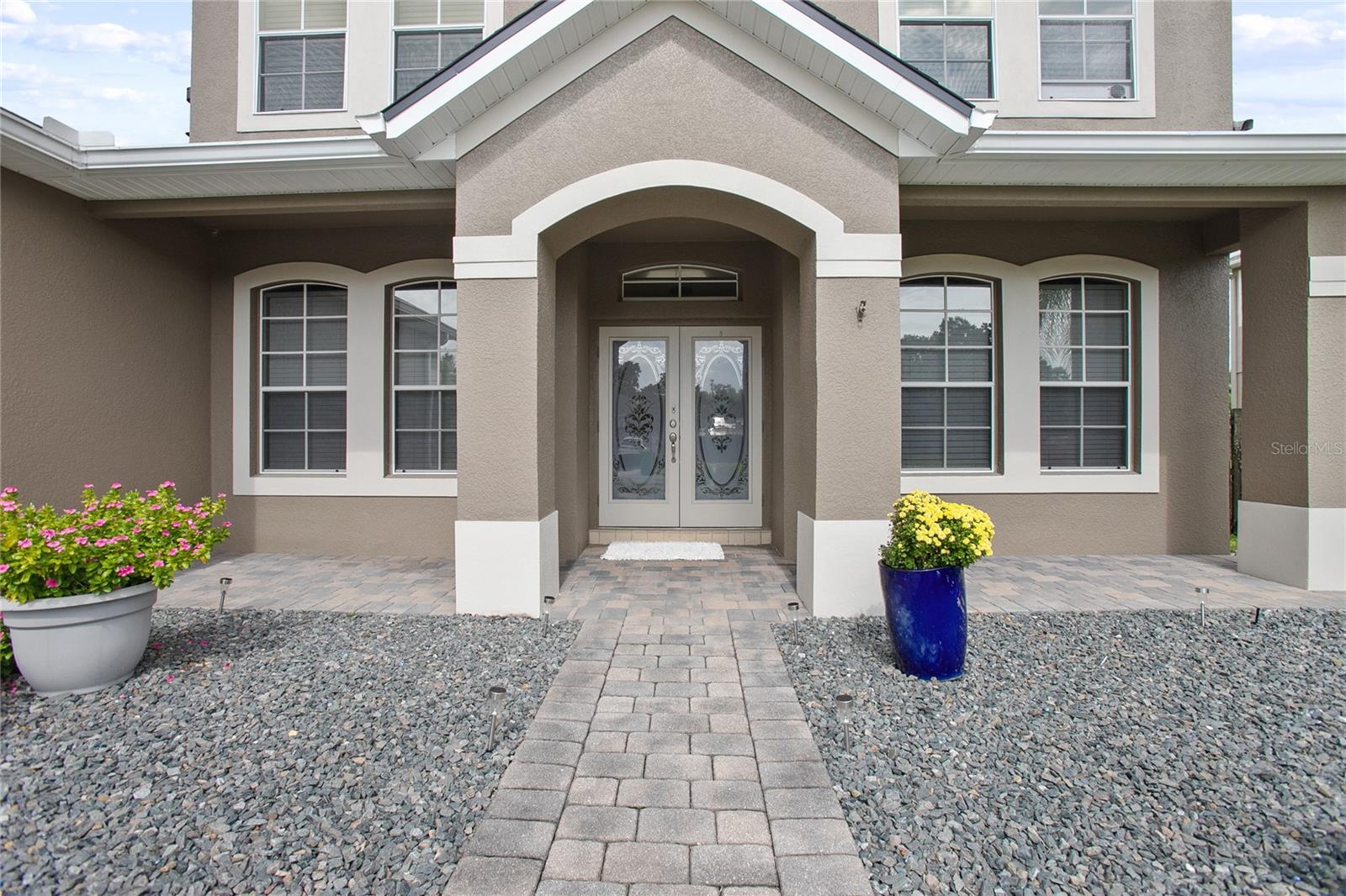 Image 2 of 47 For 208 Crystal Ridge Rd.