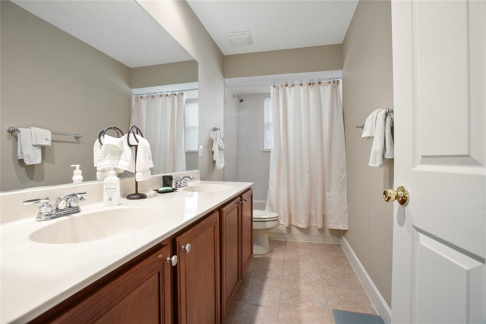 Image 30 of 47 For 208 Crystal Ridge Rd.