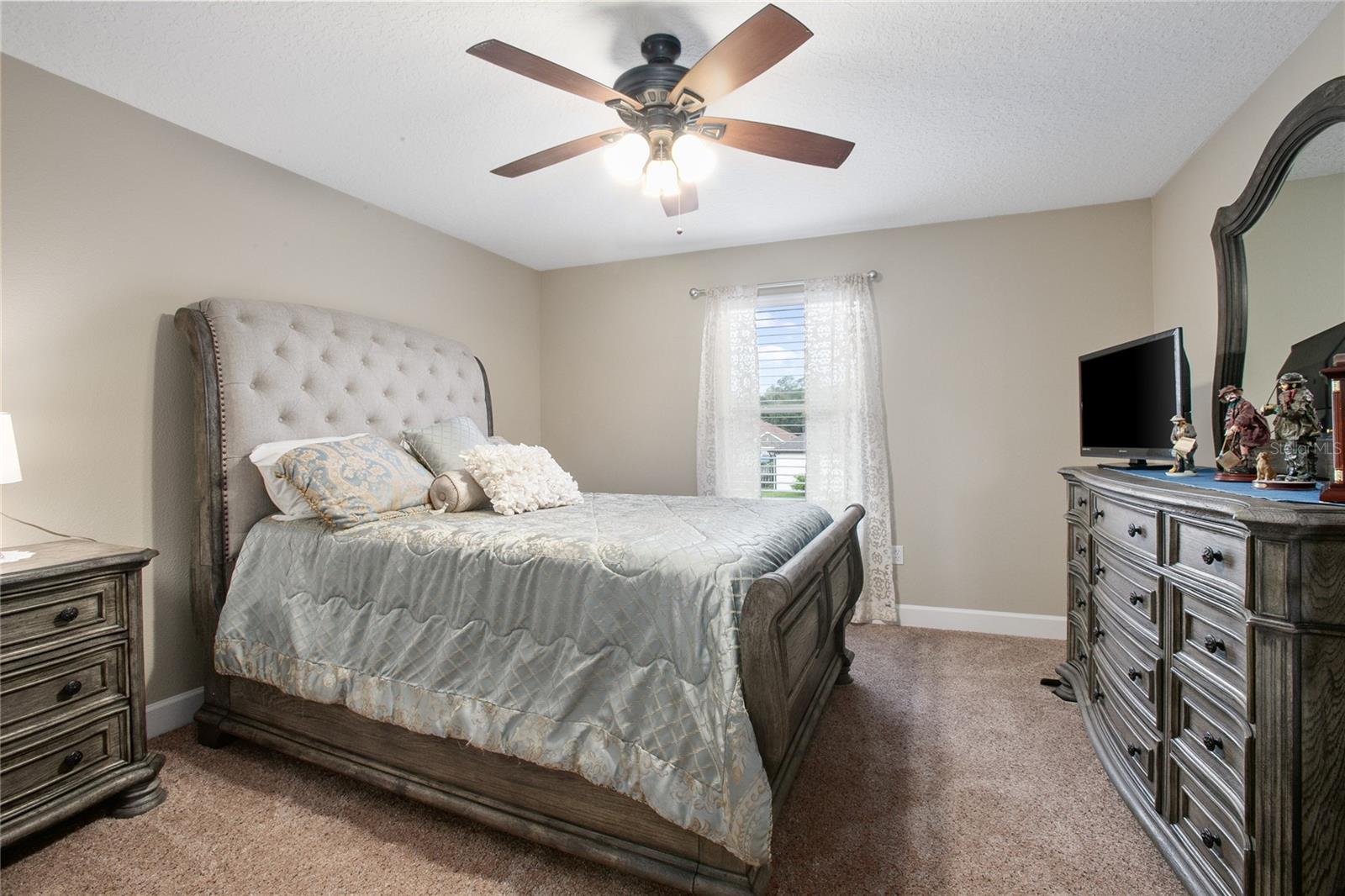 Image 31 of 47 For 208 Crystal Ridge Rd.