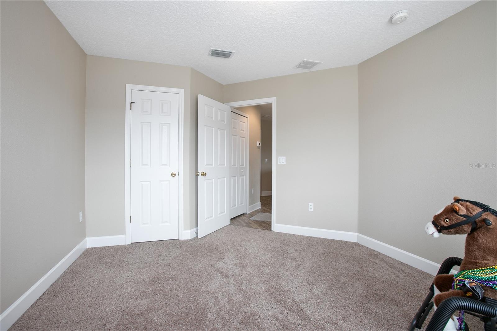 Image 34 of 47 For 208 Crystal Ridge Rd.