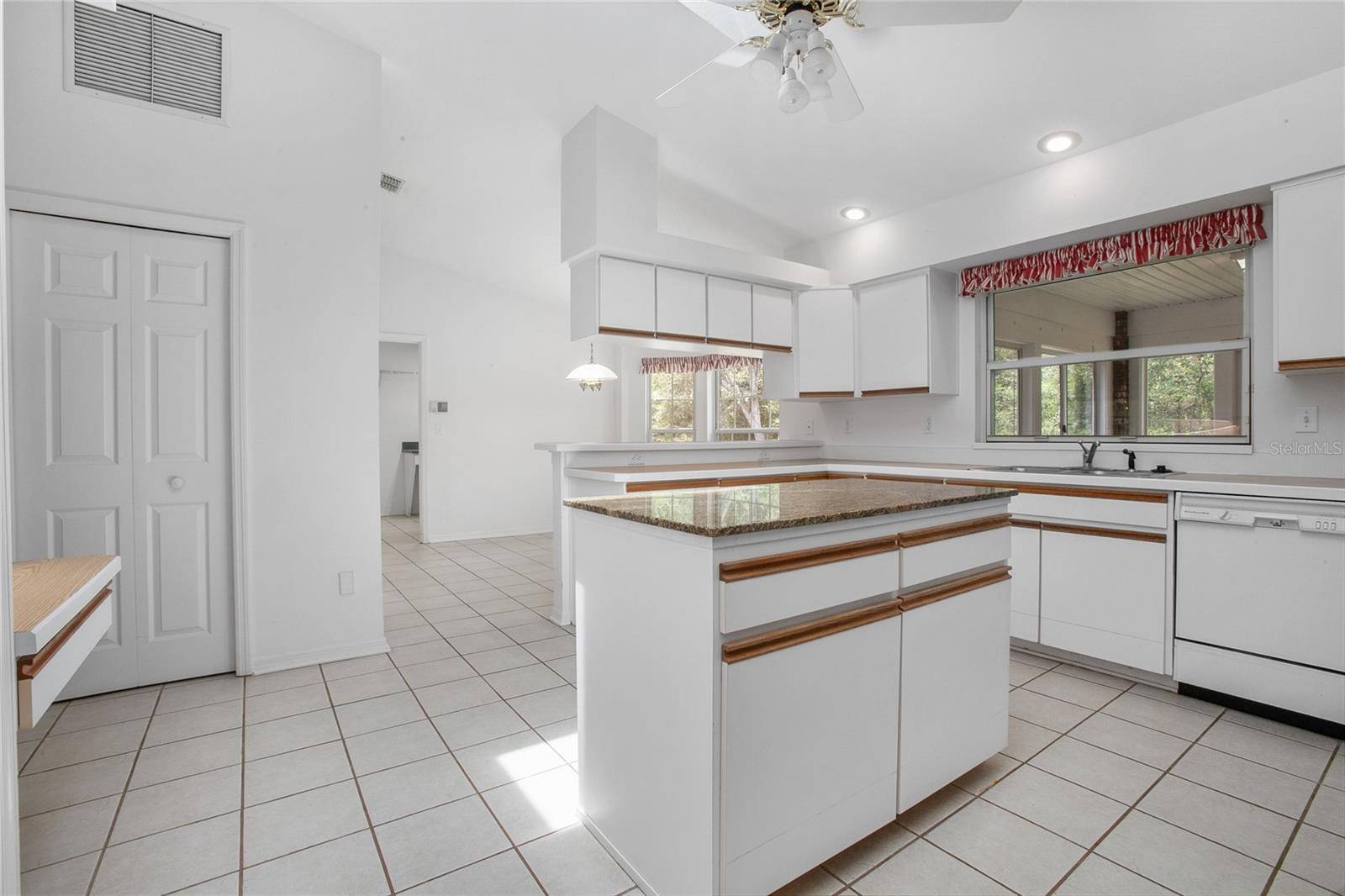 Image 13 of 51 For 4525 Tomoka Drive