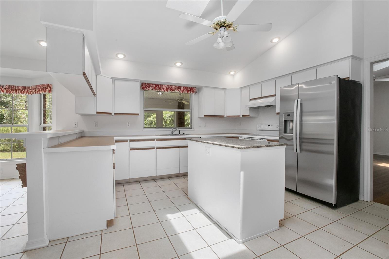 Image 14 of 51 For 4525 Tomoka Drive