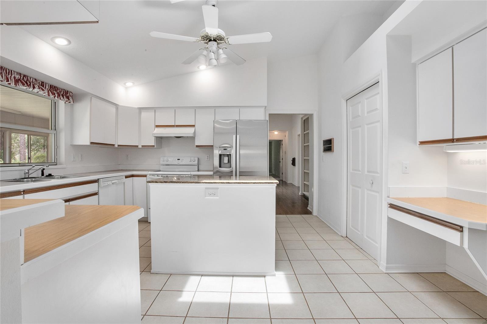 Image 17 of 51 For 4525 Tomoka Drive