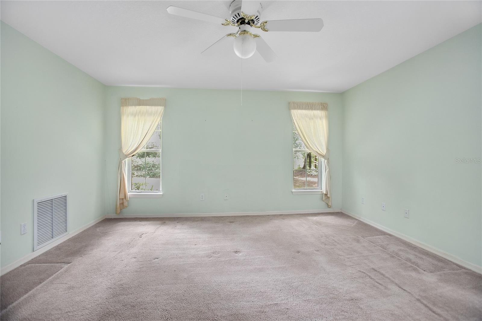 Image 27 of 51 For 4525 Tomoka Drive