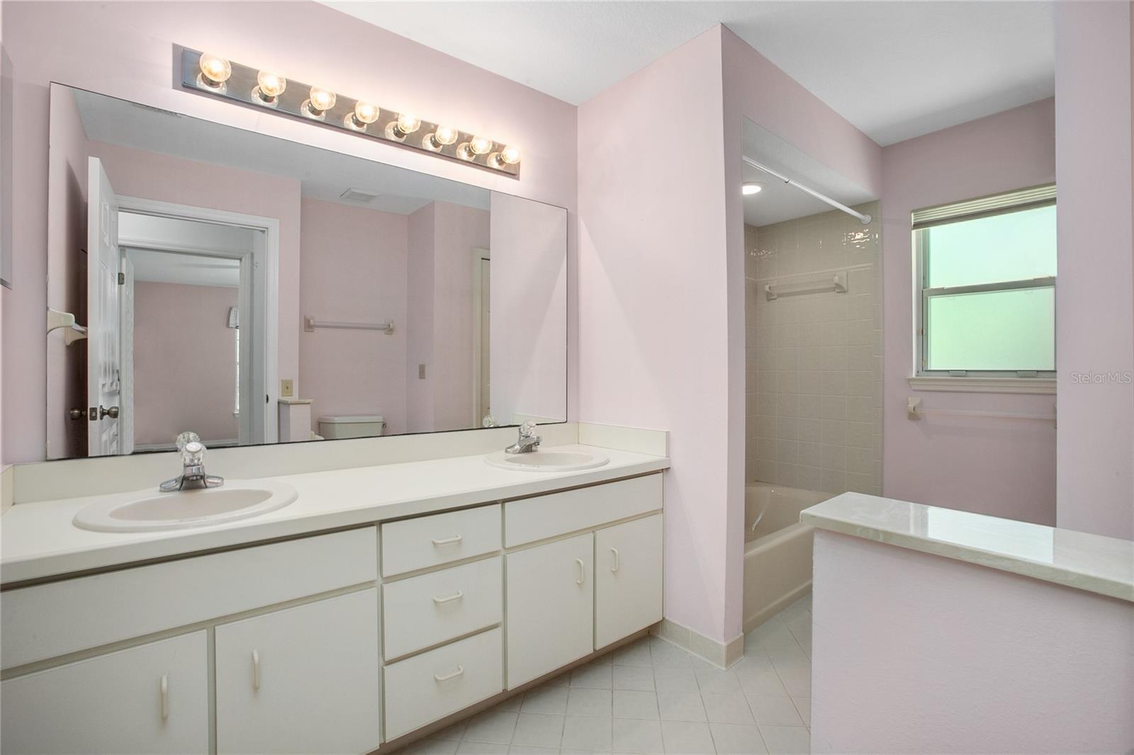 Image 35 of 51 For 4525 Tomoka Drive