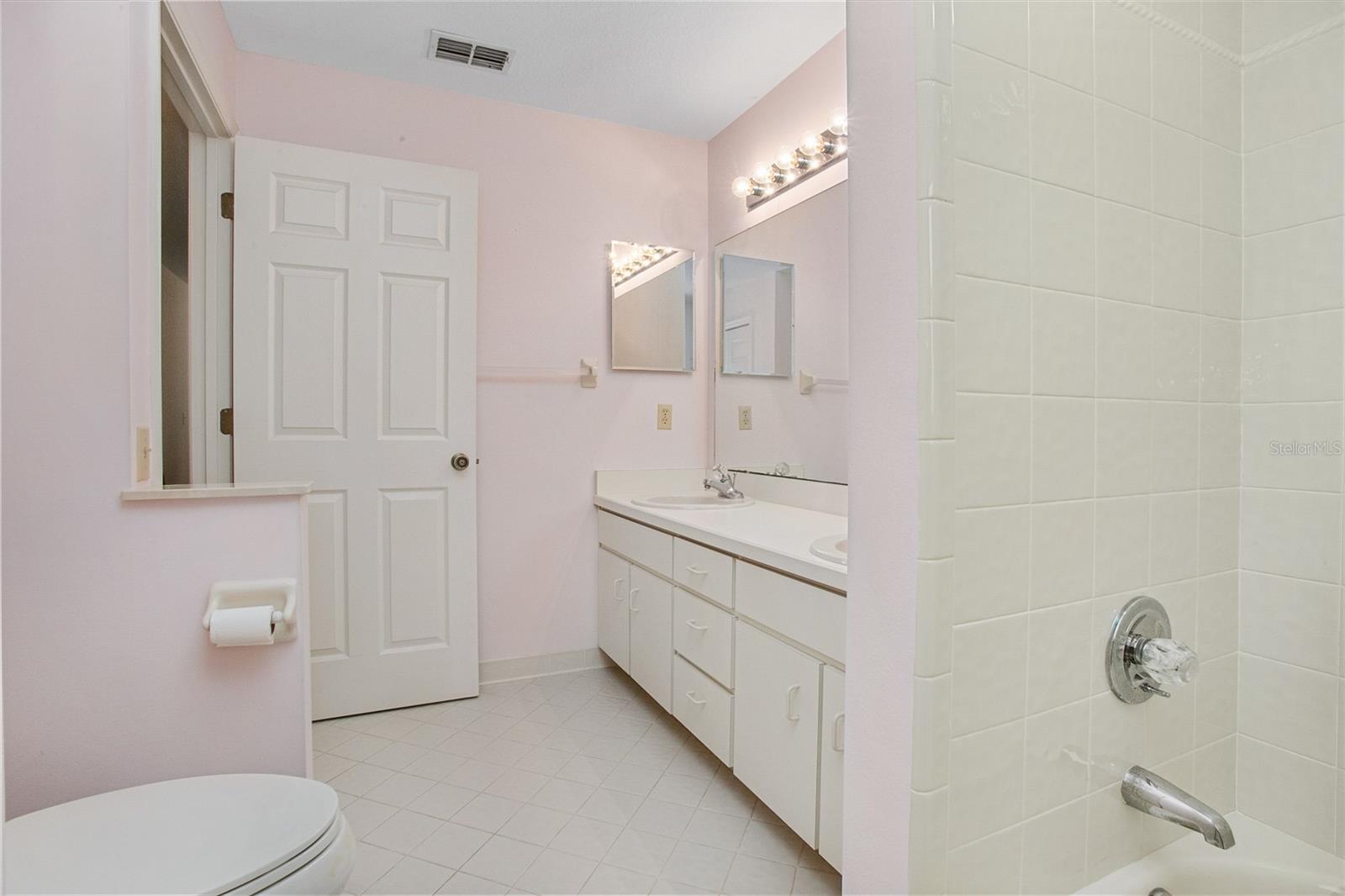 Image 36 of 51 For 4525 Tomoka Drive