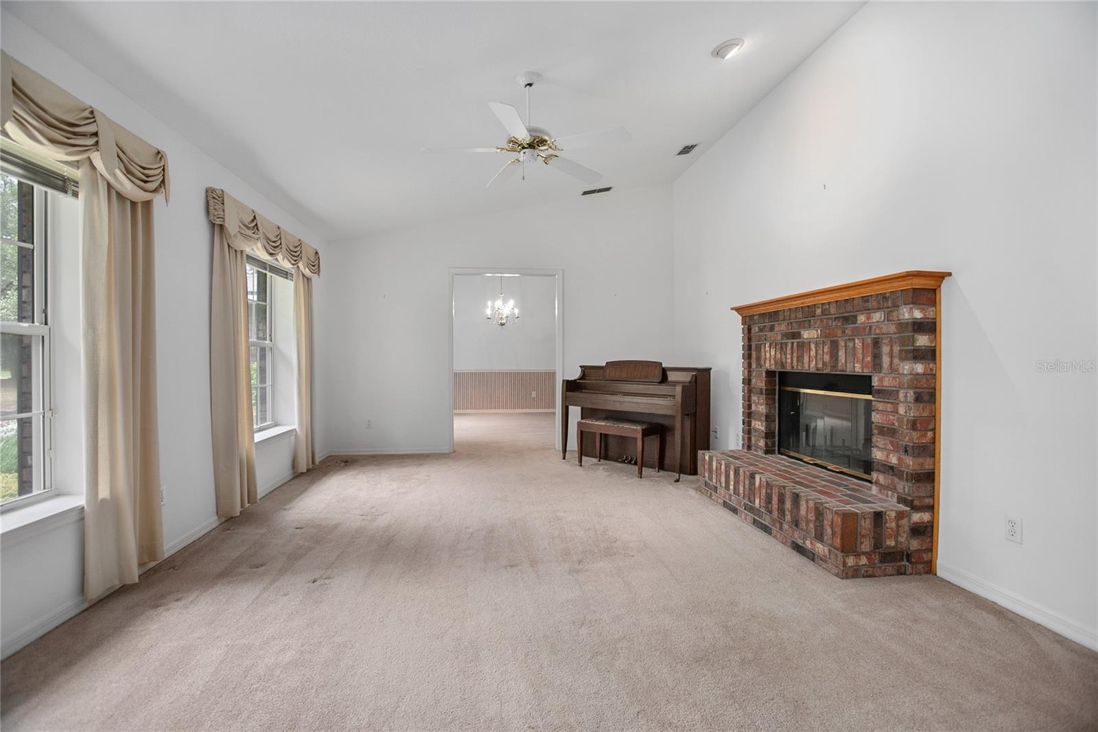 Image 8 of 51 For 4525 Tomoka Drive