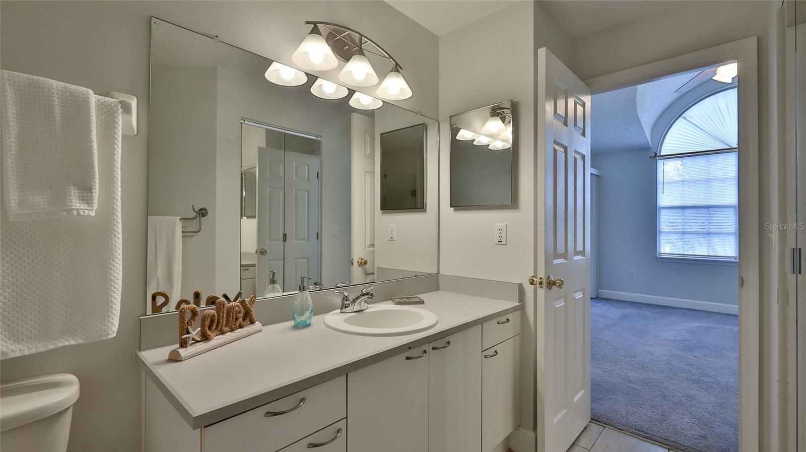 Image 18 of 34 For 156 Grand Oaks Circle