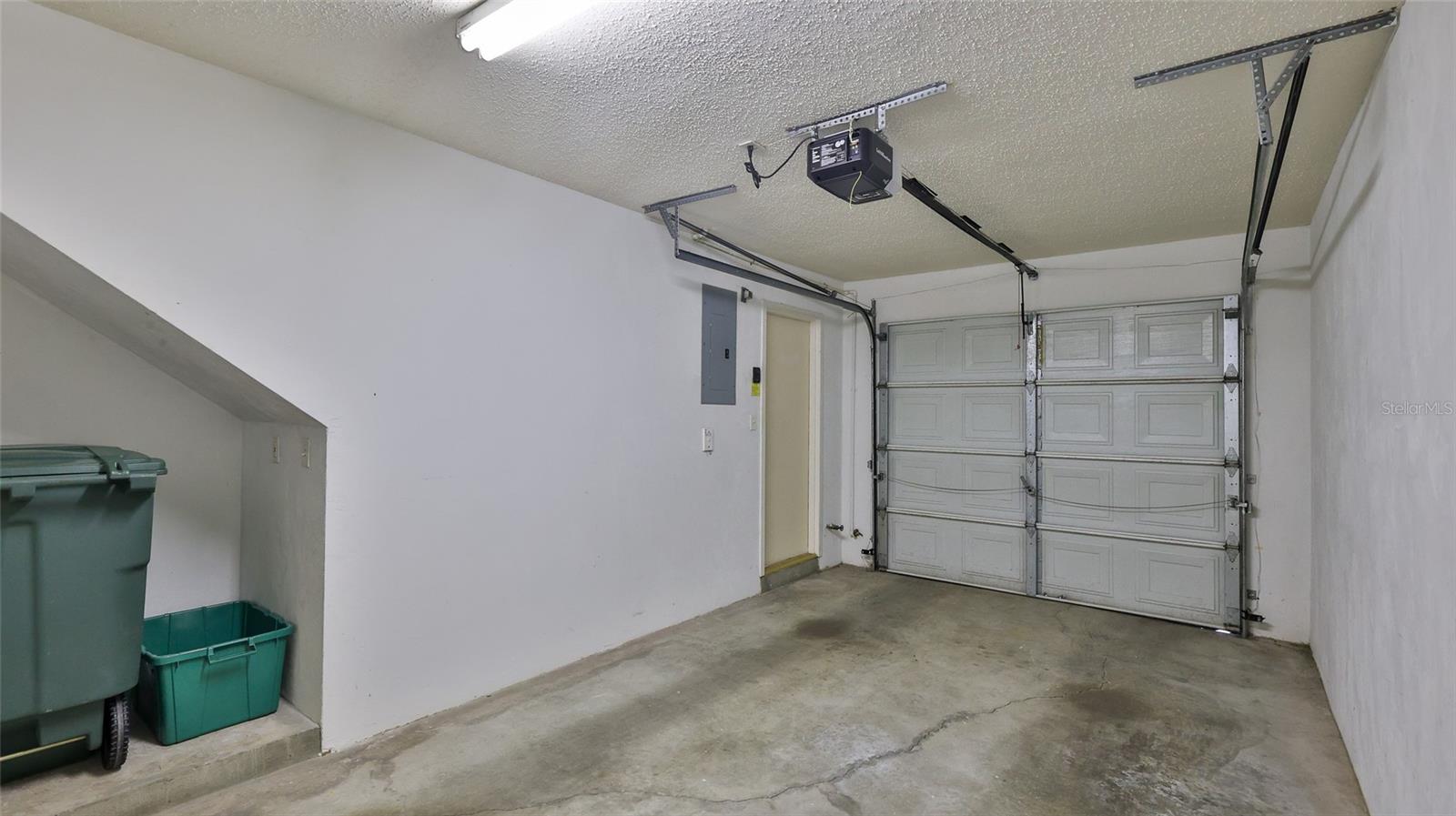 Image 25 of 34 For 156 Grand Oaks Circle