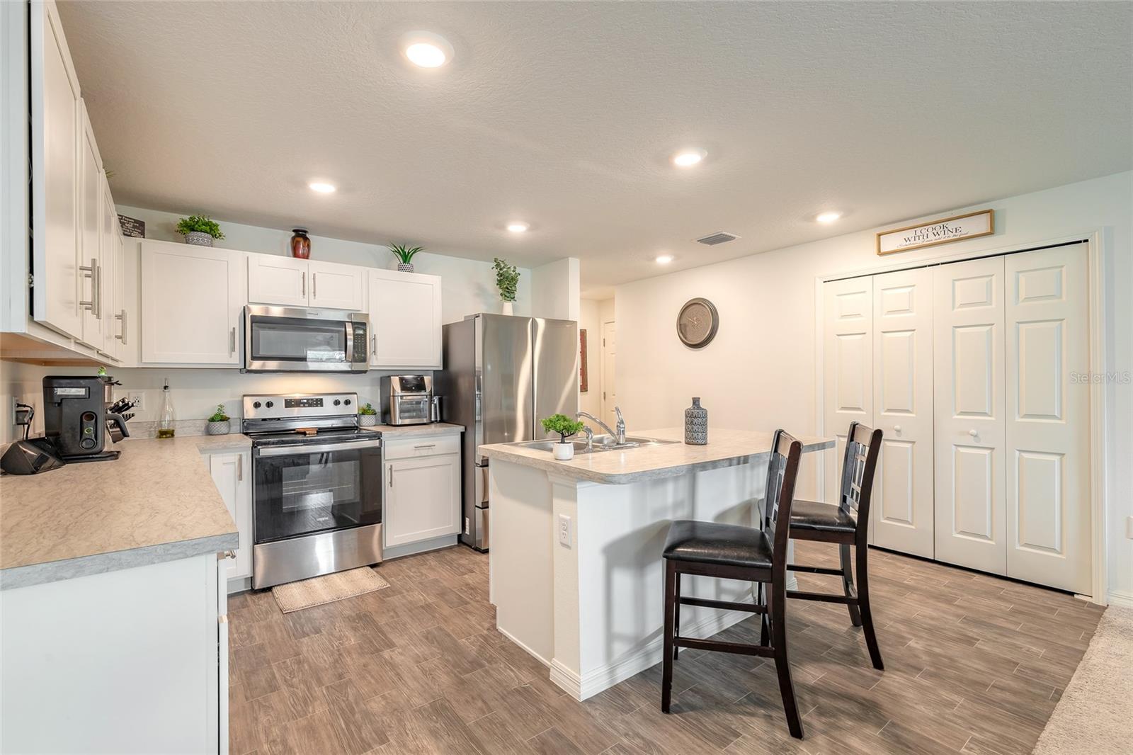 Image 28 of 50 For 49 Llama Trail