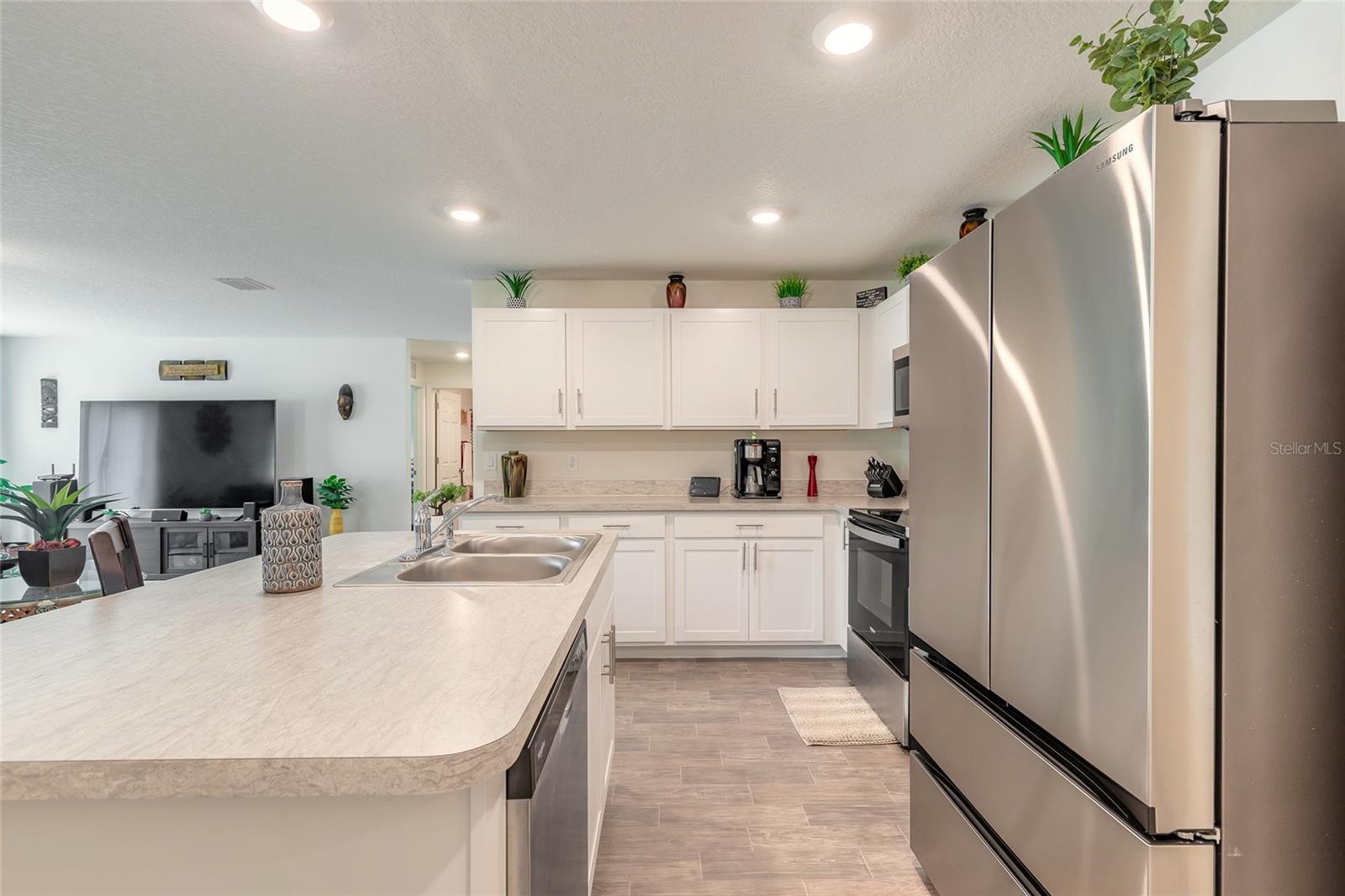 Image 30 of 50 For 49 Llama Trail