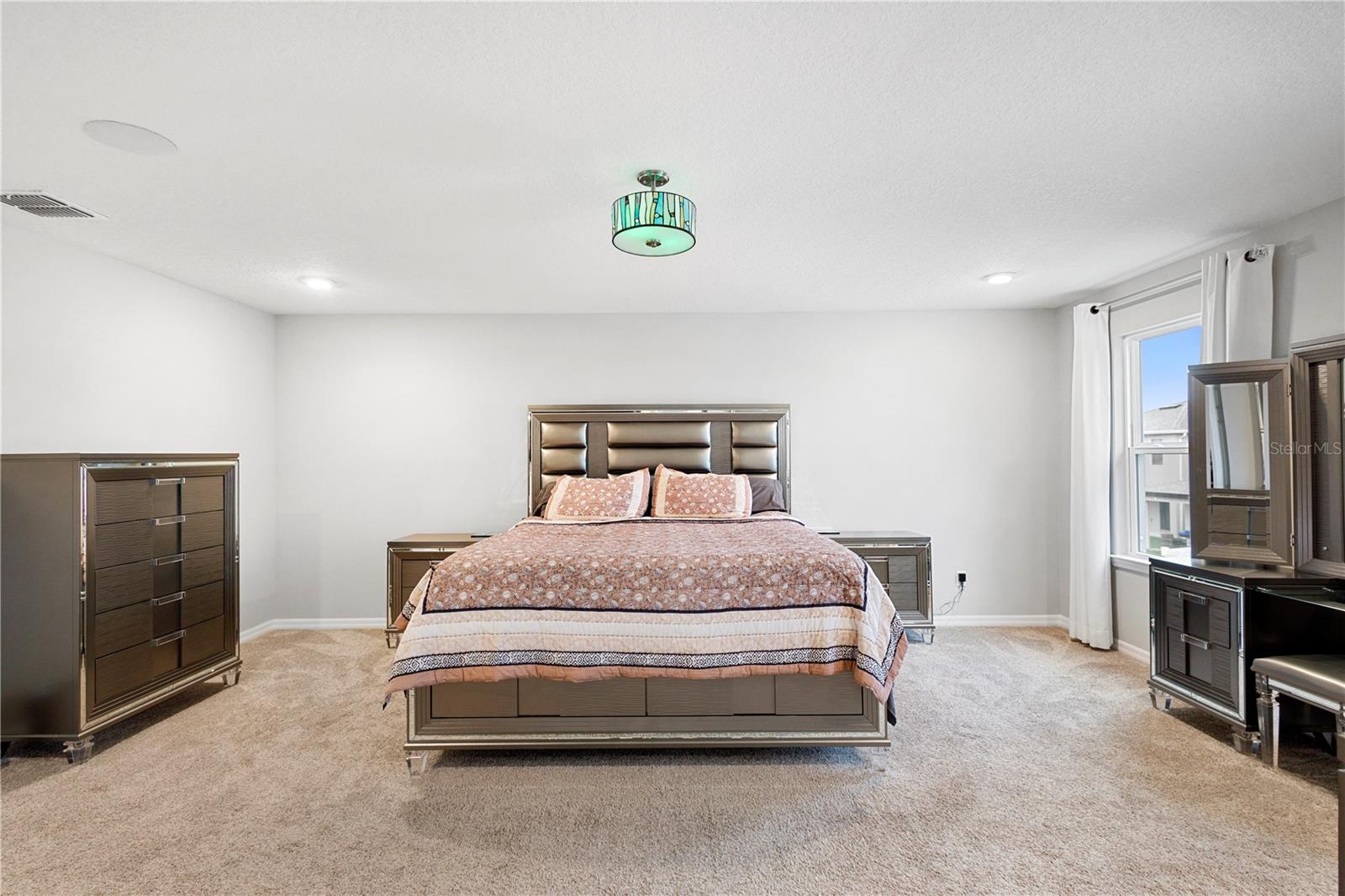 Image 21 of 33 For 2807 Priego Boulevard