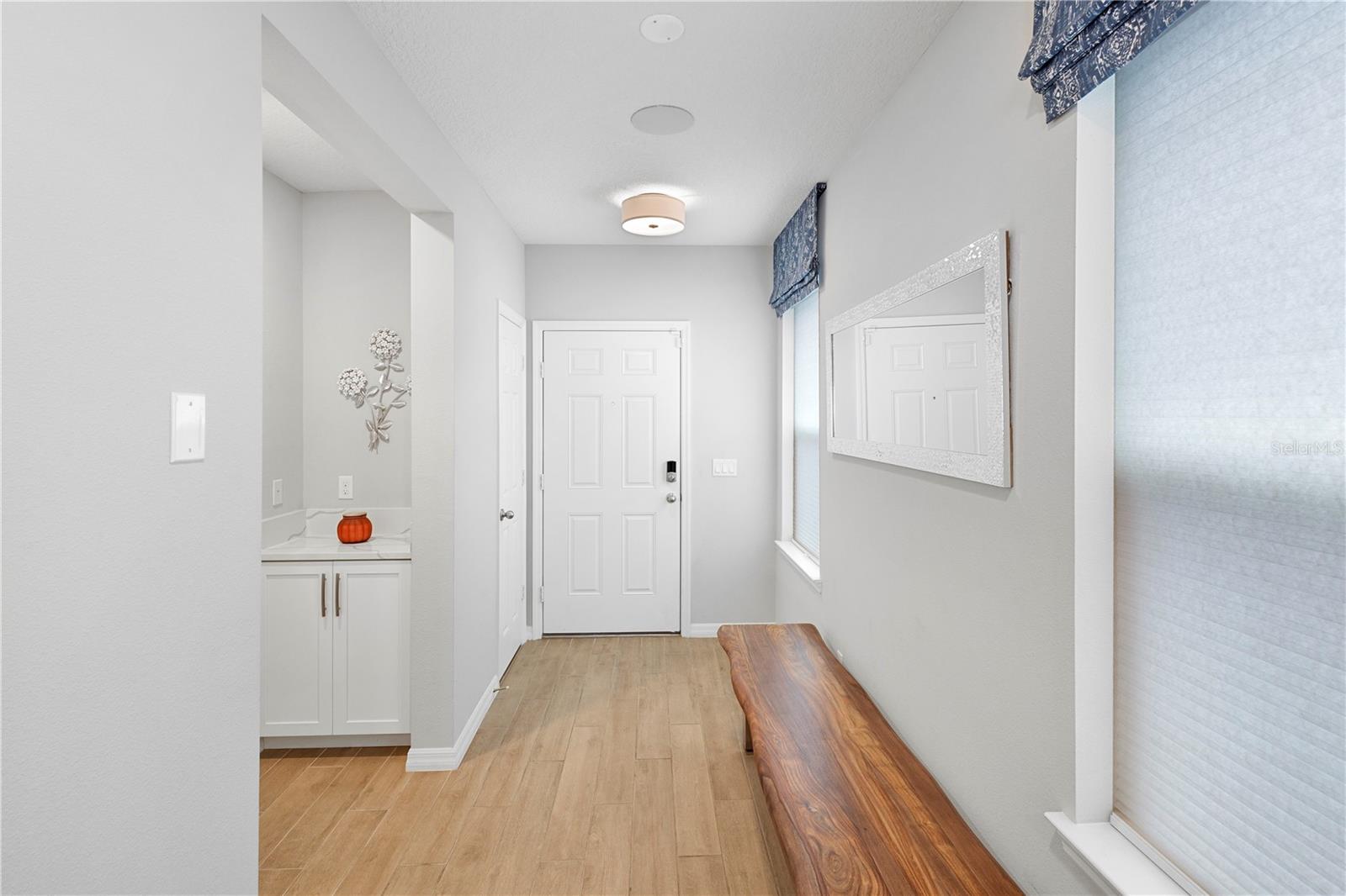 Image 6 of 33 For 2807 Priego Boulevard