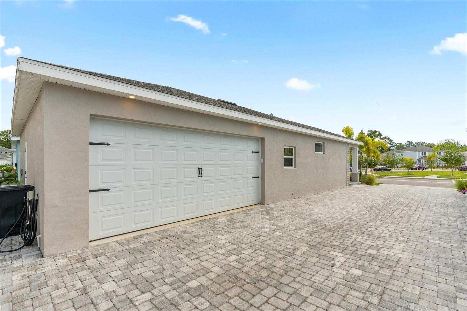 Image 23 of 32 For 3098 Meleto Boulevard