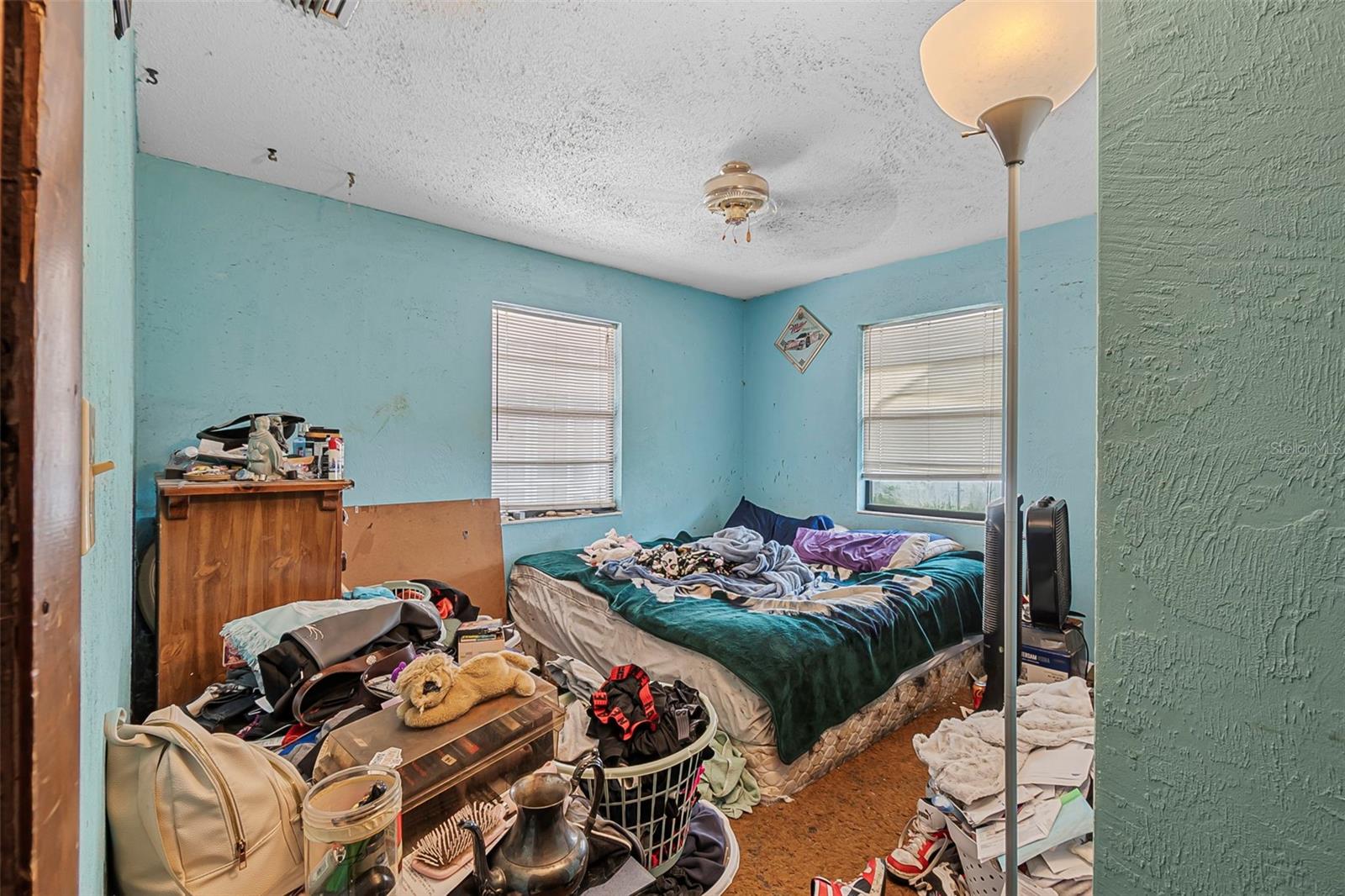 Image 14 of 28 For 725 Merrimac Drive