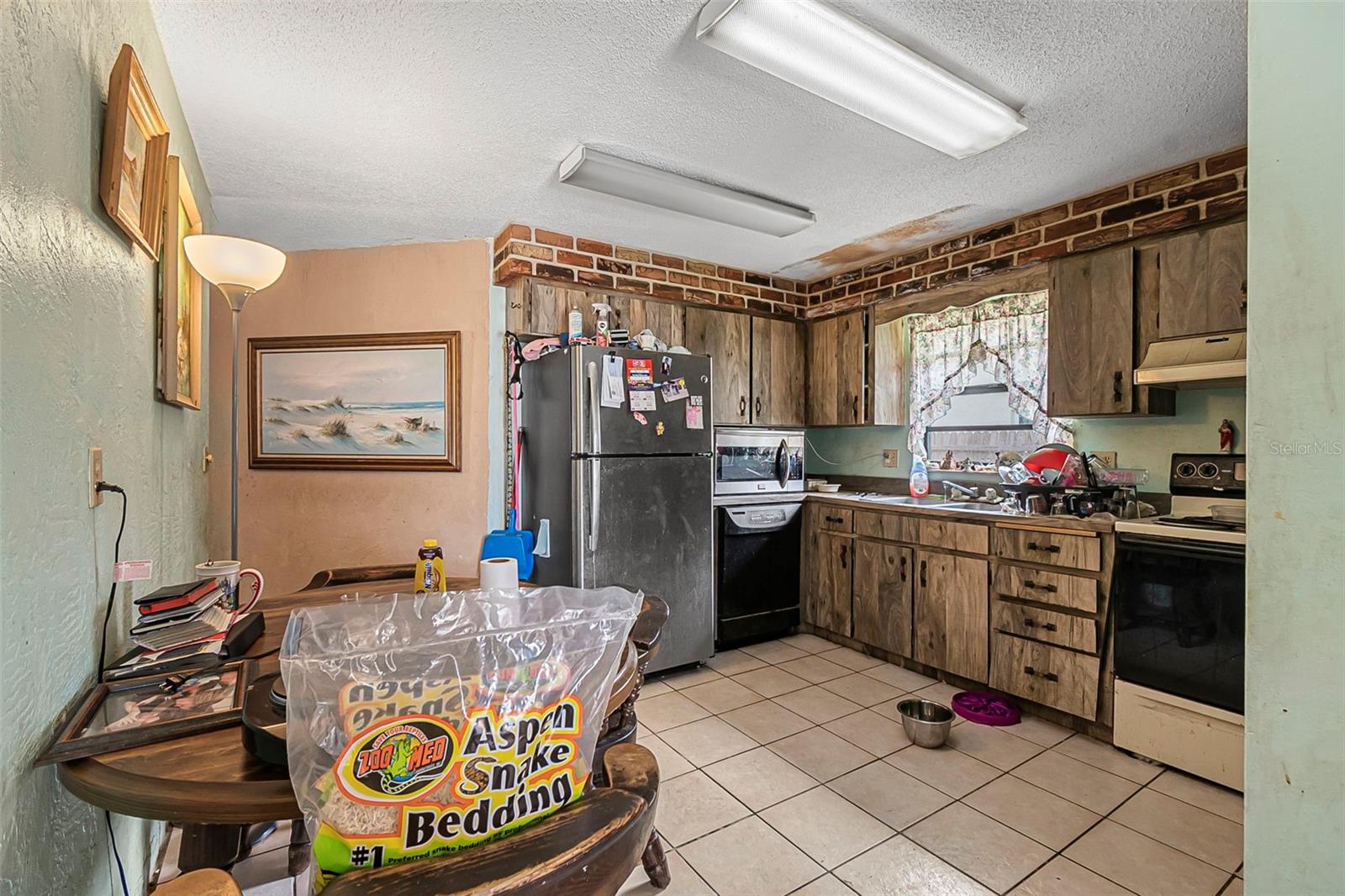 Image 20 of 28 For 725 Merrimac Drive