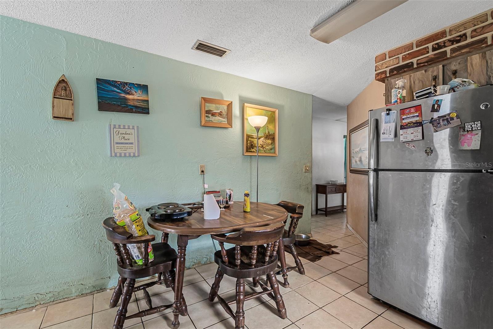 Image 9 of 28 For 725 Merrimac Drive