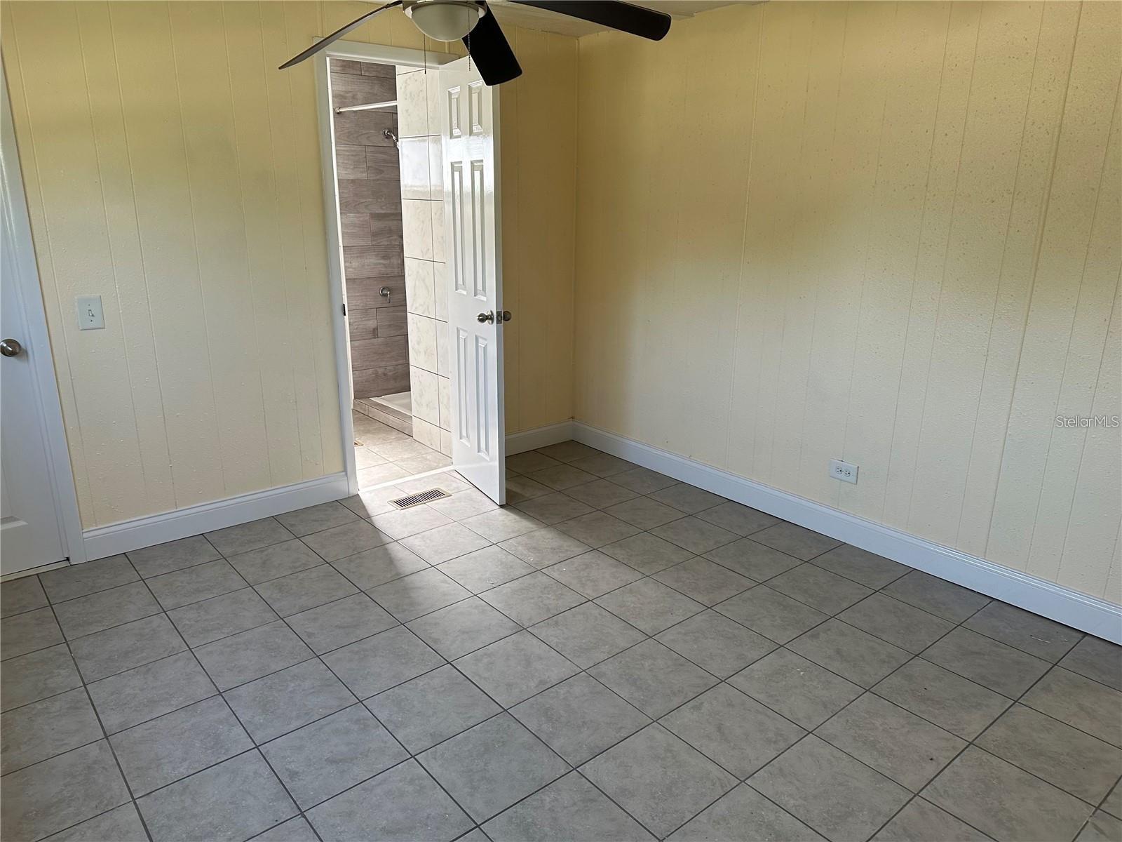 Image 10 of 13 For 21818 Virginia Drive