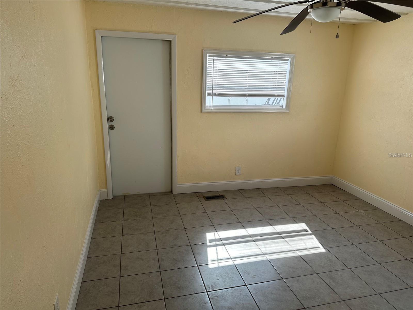 Image 8 of 13 For 21818 Virginia Drive