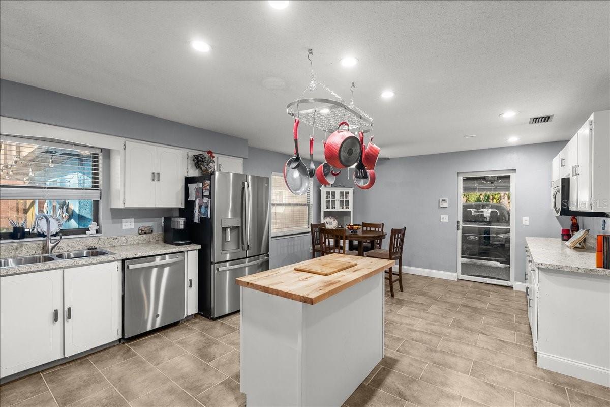 Image 33 of 73 For 6248 Palomino Circle