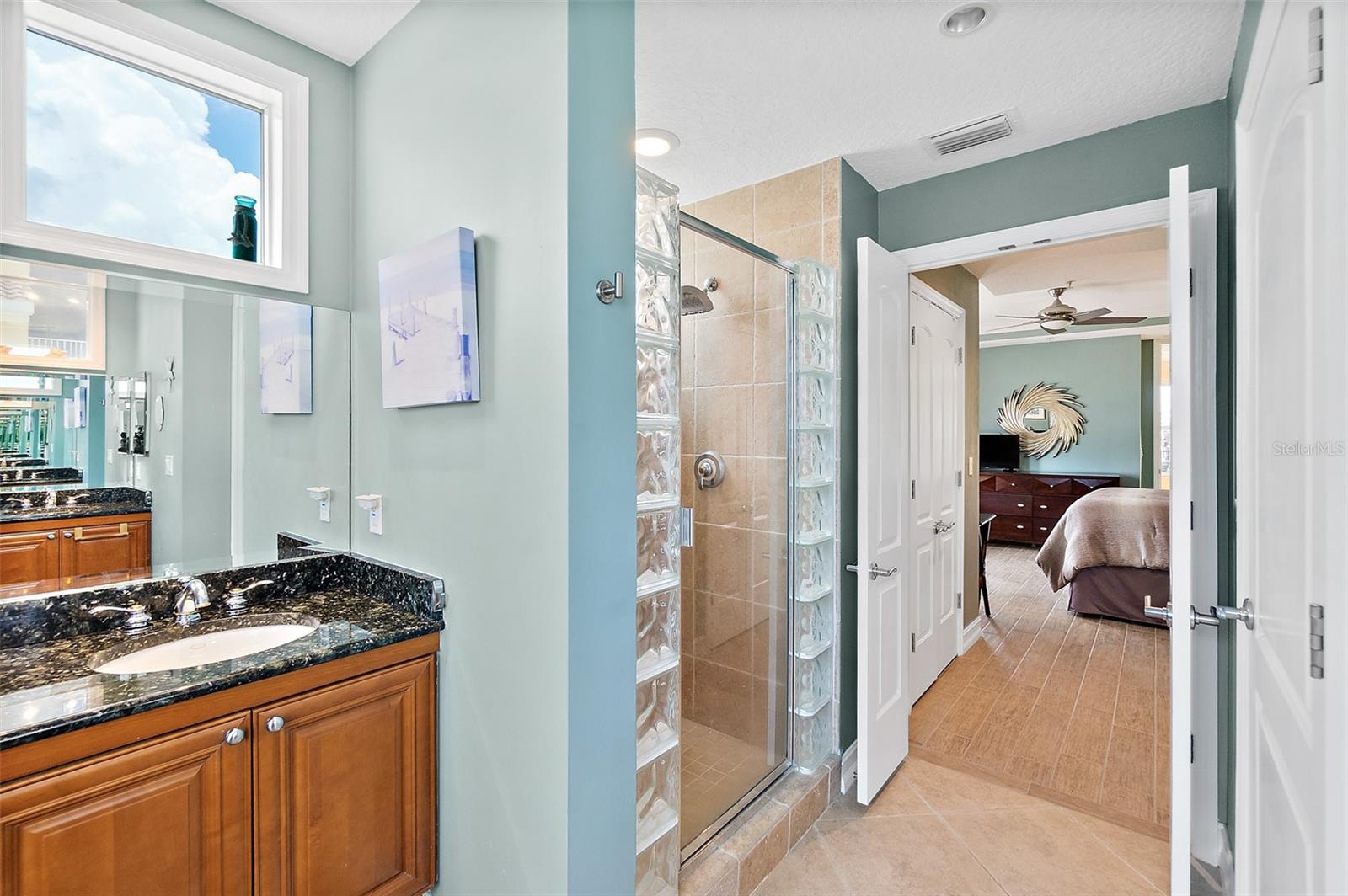 Image 7 of 57 For 3343 Atlantic Avenue 601