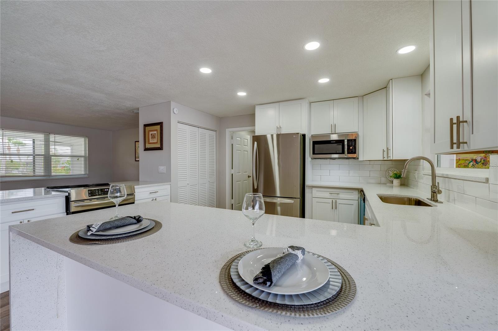 Image 15 of 50 For 2685 John Anderson Drive