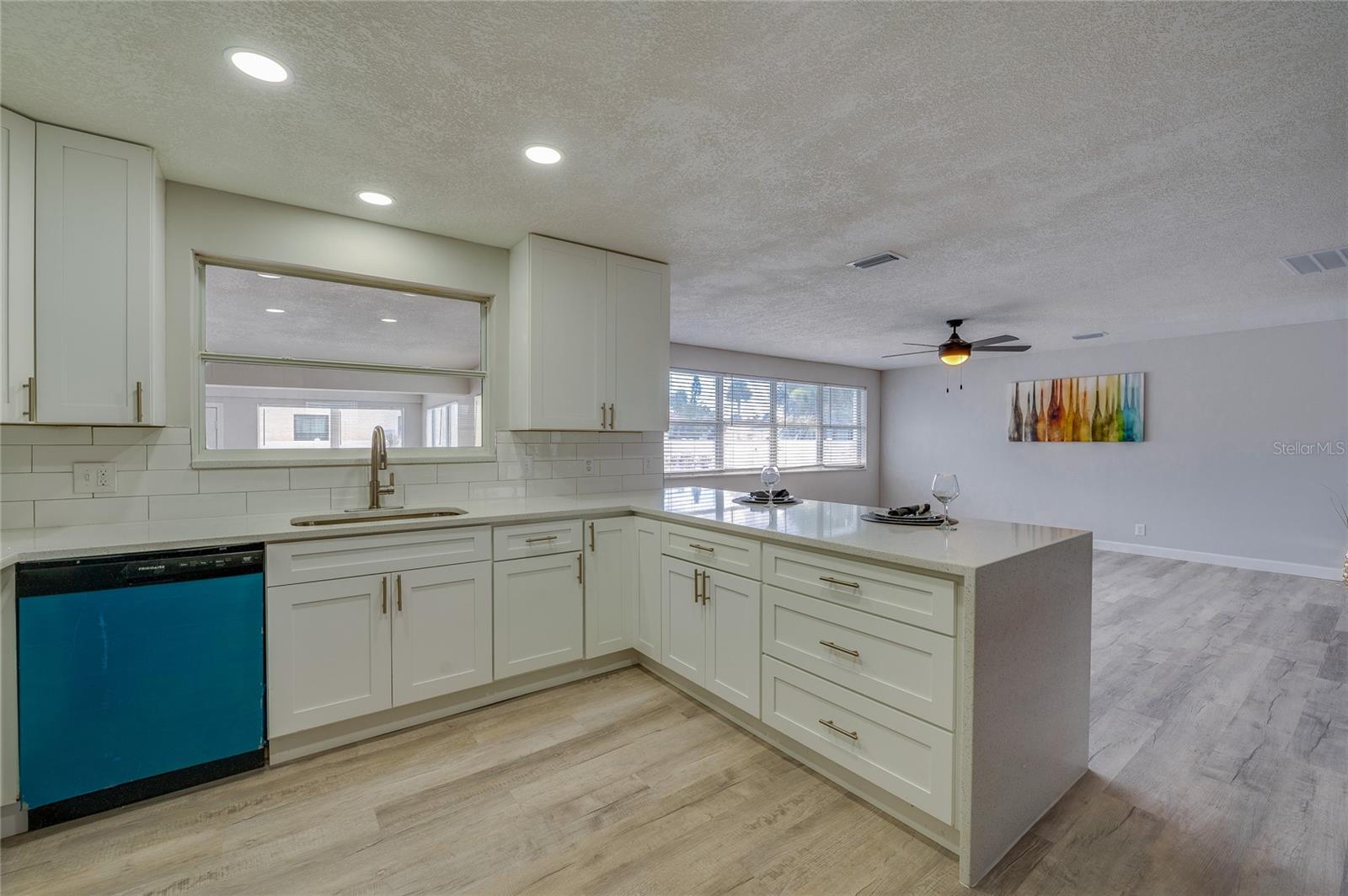 Image 17 of 50 For 2685 John Anderson Drive