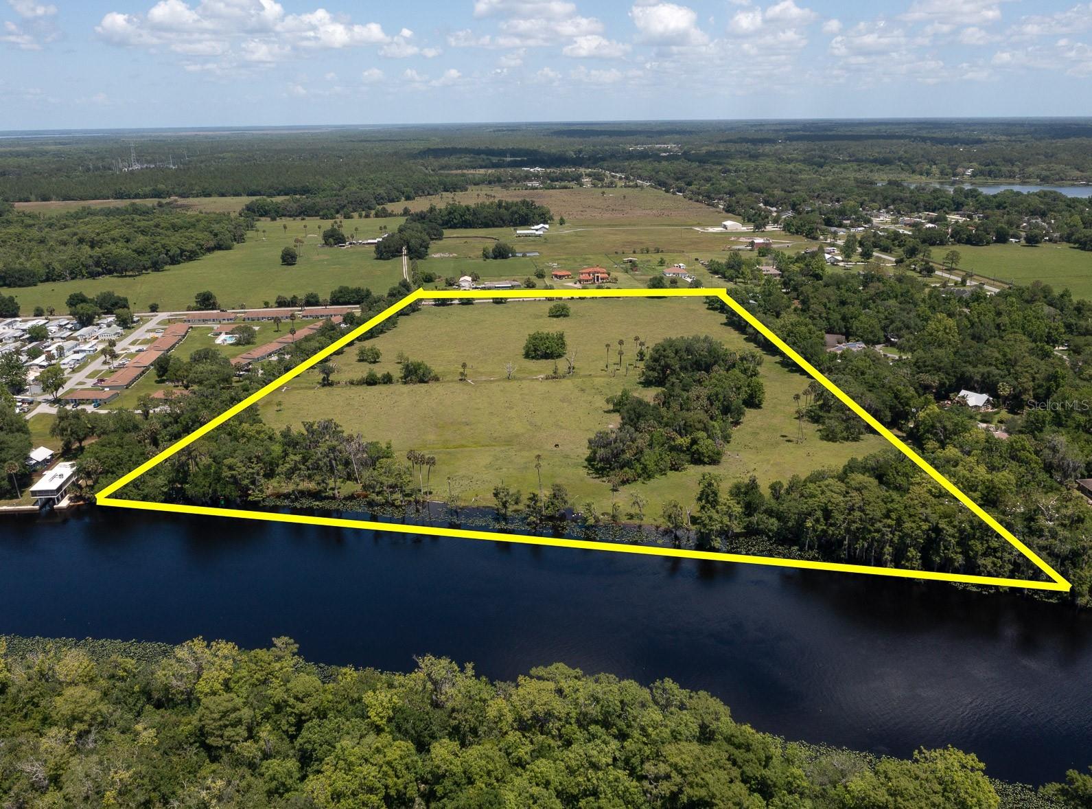 Image 2 of 3 For 2738 Botts Landing Road