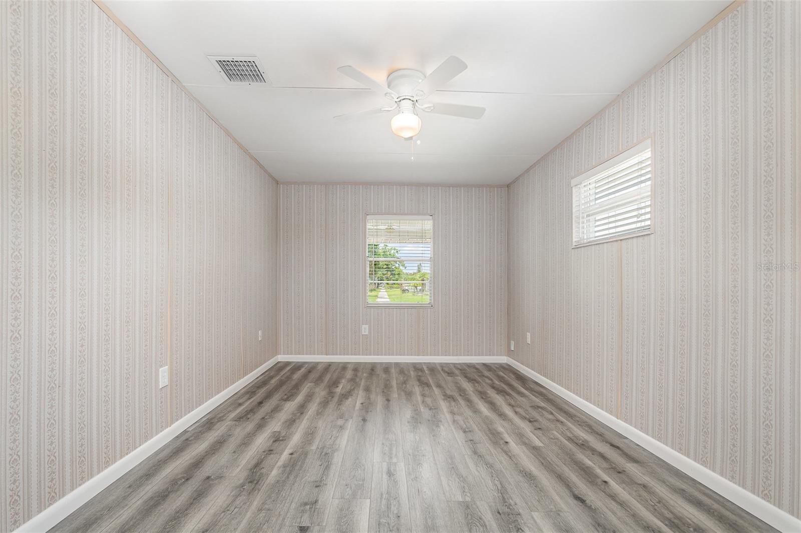 Image 19 of 24 For 1339 Gelwood Avenue