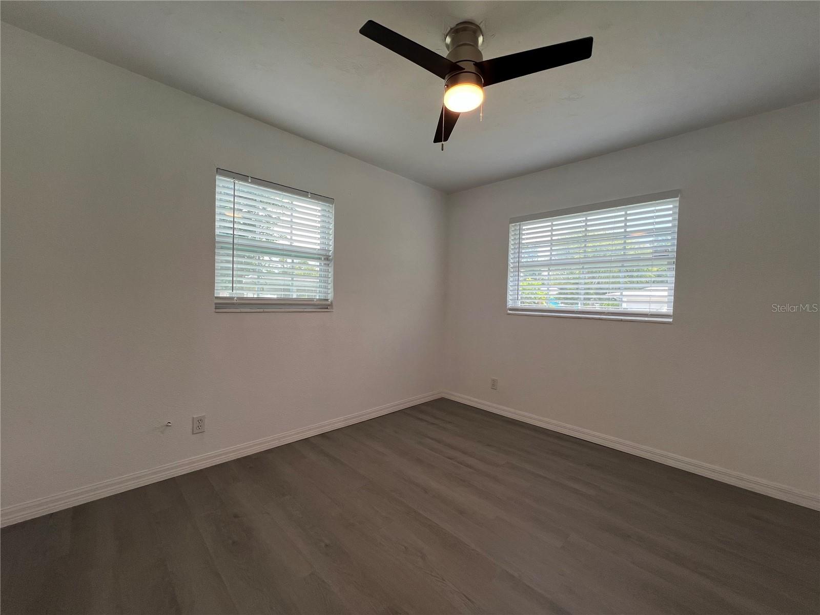 Image 22 of 25 For 835 Kottle Circle N