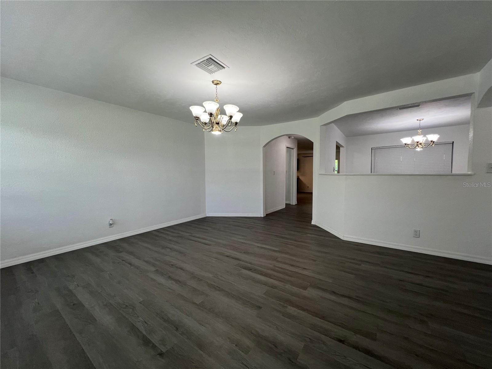 Image 3 of 25 For 835 Kottle Circle N