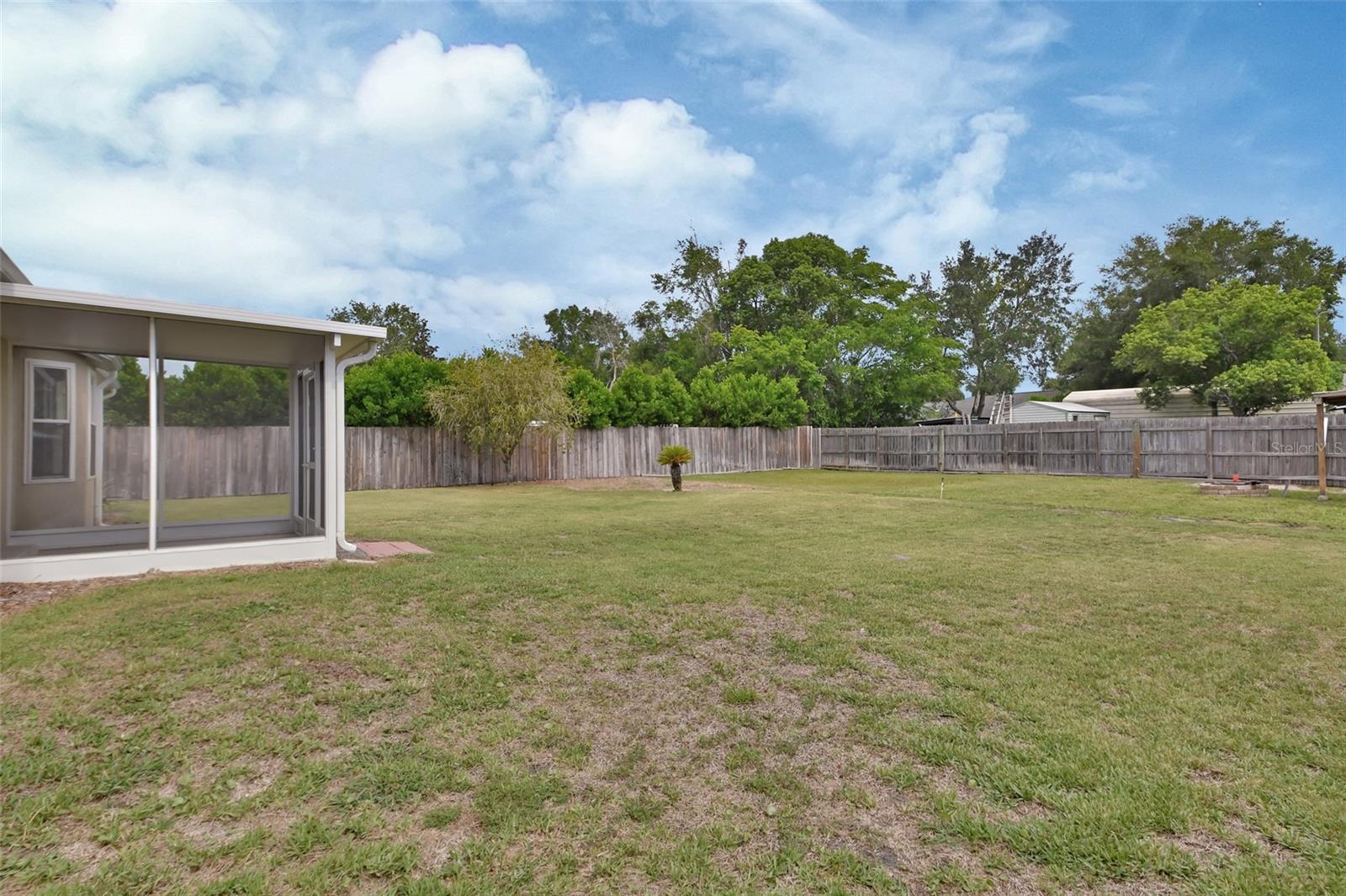 Image 16 of 21 For 2471 Oleander Road