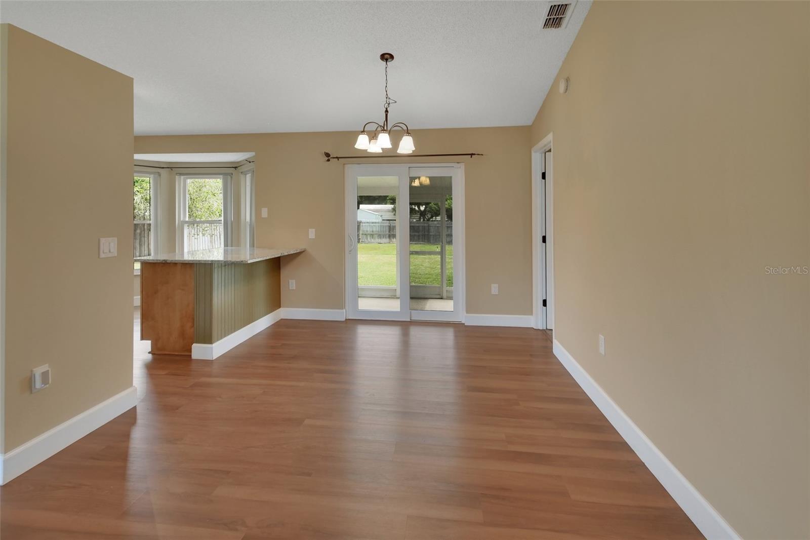 Image 6 of 21 For 2471 Oleander Road