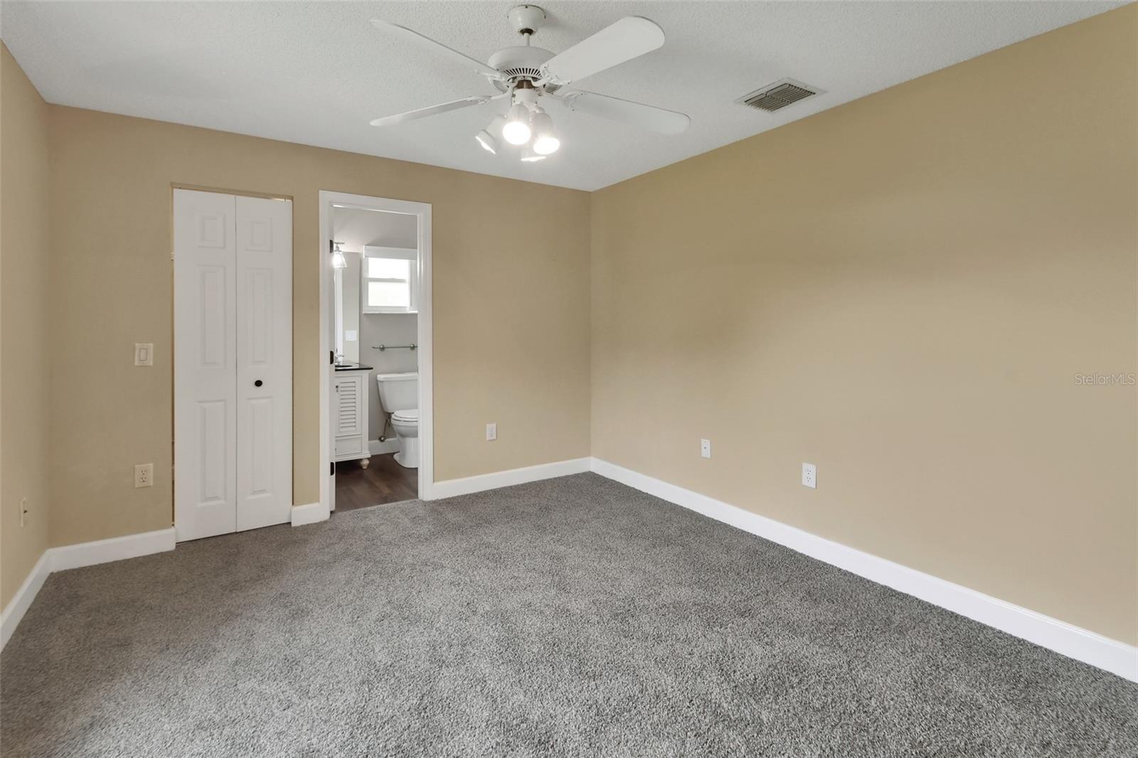 Image 9 of 21 For 2471 Oleander Road