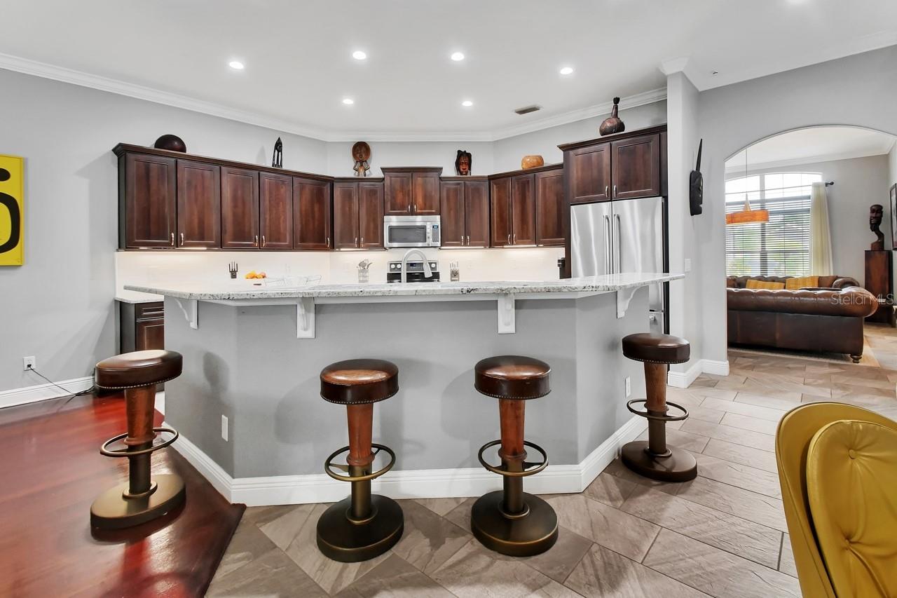 Image 13 of 60 For 245 Saxon Boulevard