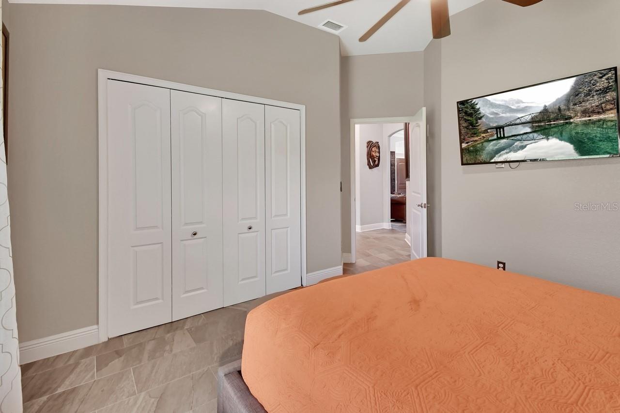 Image 39 of 60 For 245 Saxon Boulevard