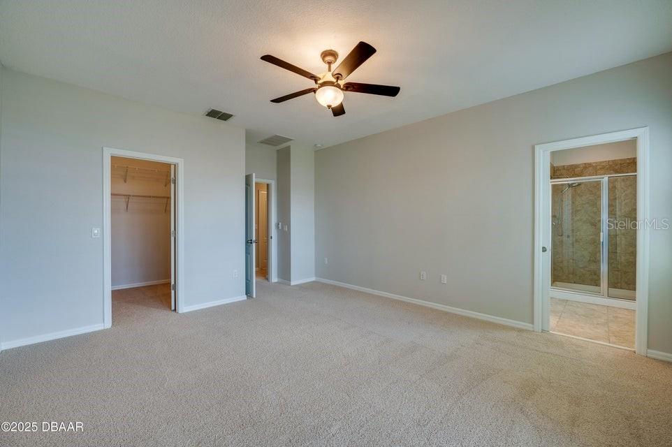 Image 12 of 37 For 13526 Fountainbleau Drive